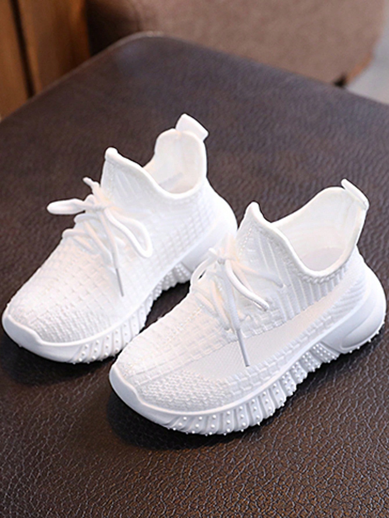 1 Pair Children Fashionable Woven Knitted Breathable Running Shoes, Comfortable Non-Slip Lace-Up Athletic Sneakers For Kids Outdoor Activities