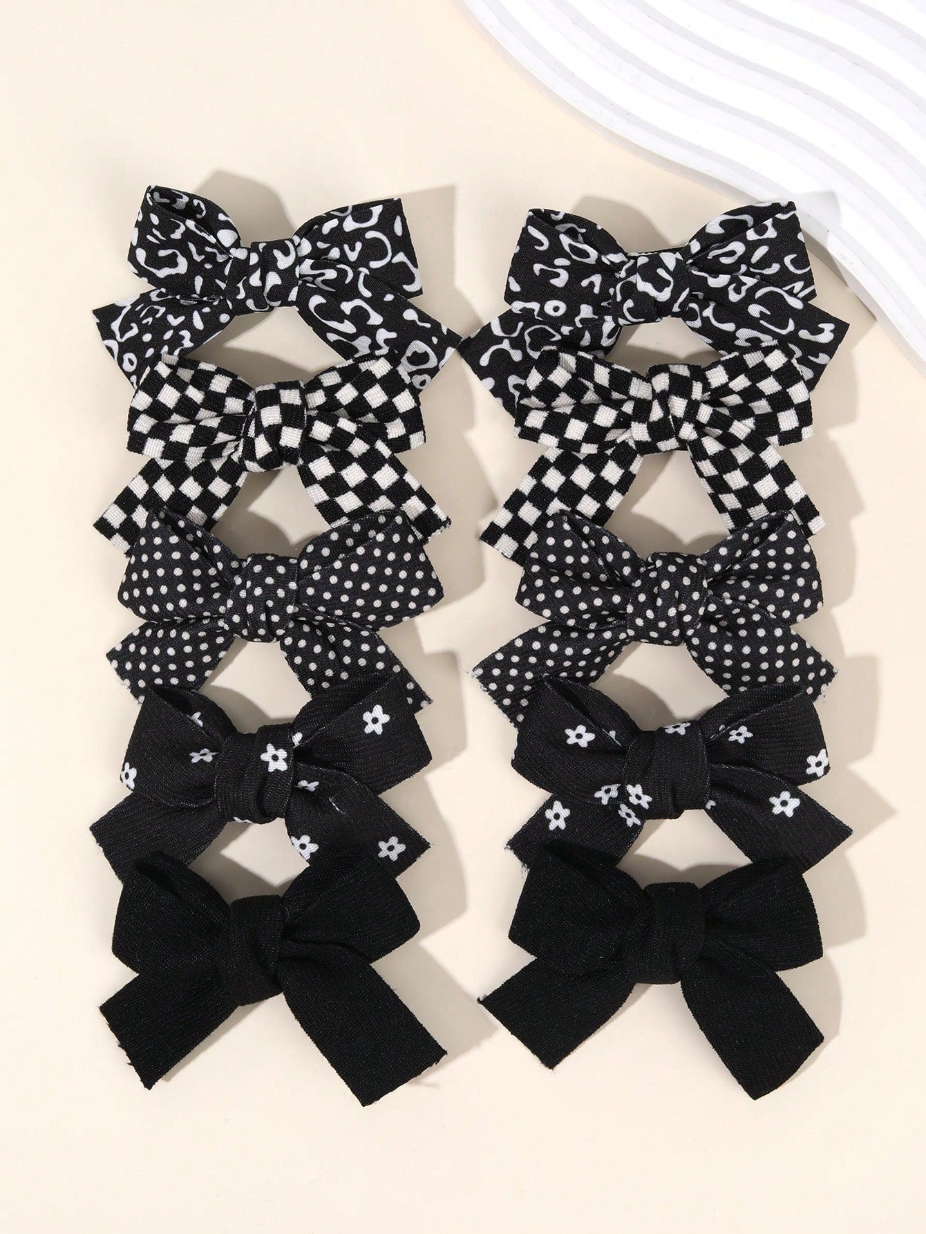 10pcs Black Hair Clips, Suitable For Girls, Cute Plaid Polka Dot Pattern, Black Fabric Bow Hair Clips, Solid Color Hair Clips, Floral Pattern Hair Clips, Girls Holiday Party Hair Accessories, Children