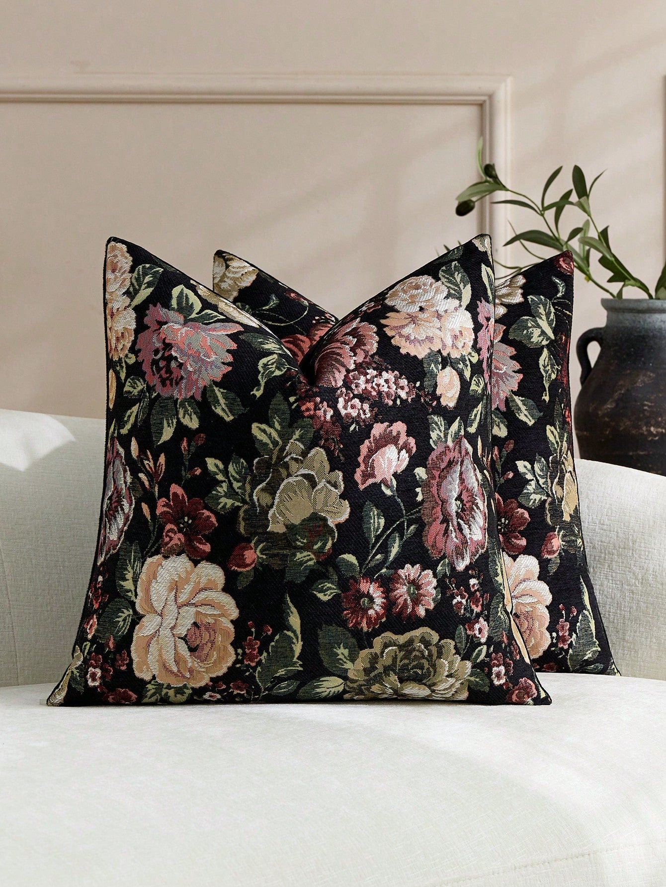 1pc/2pcs Black (No Insert) Floral Pattern Cushion Cover, Fashionable Vintage Comfortable Jacquard Rose Chenille Pillowcase, Suitable For Daily Home Decor, Sofa, Bed, Bedroom, Gift, Holiday Decoration