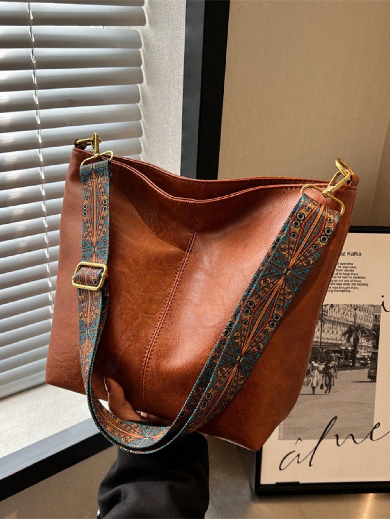 Bohemian Style Large Capacity Handbag, Vintage Wide Strap Shoulder/Crossbody Bag, High-Quality Commuter Bucket Bag
