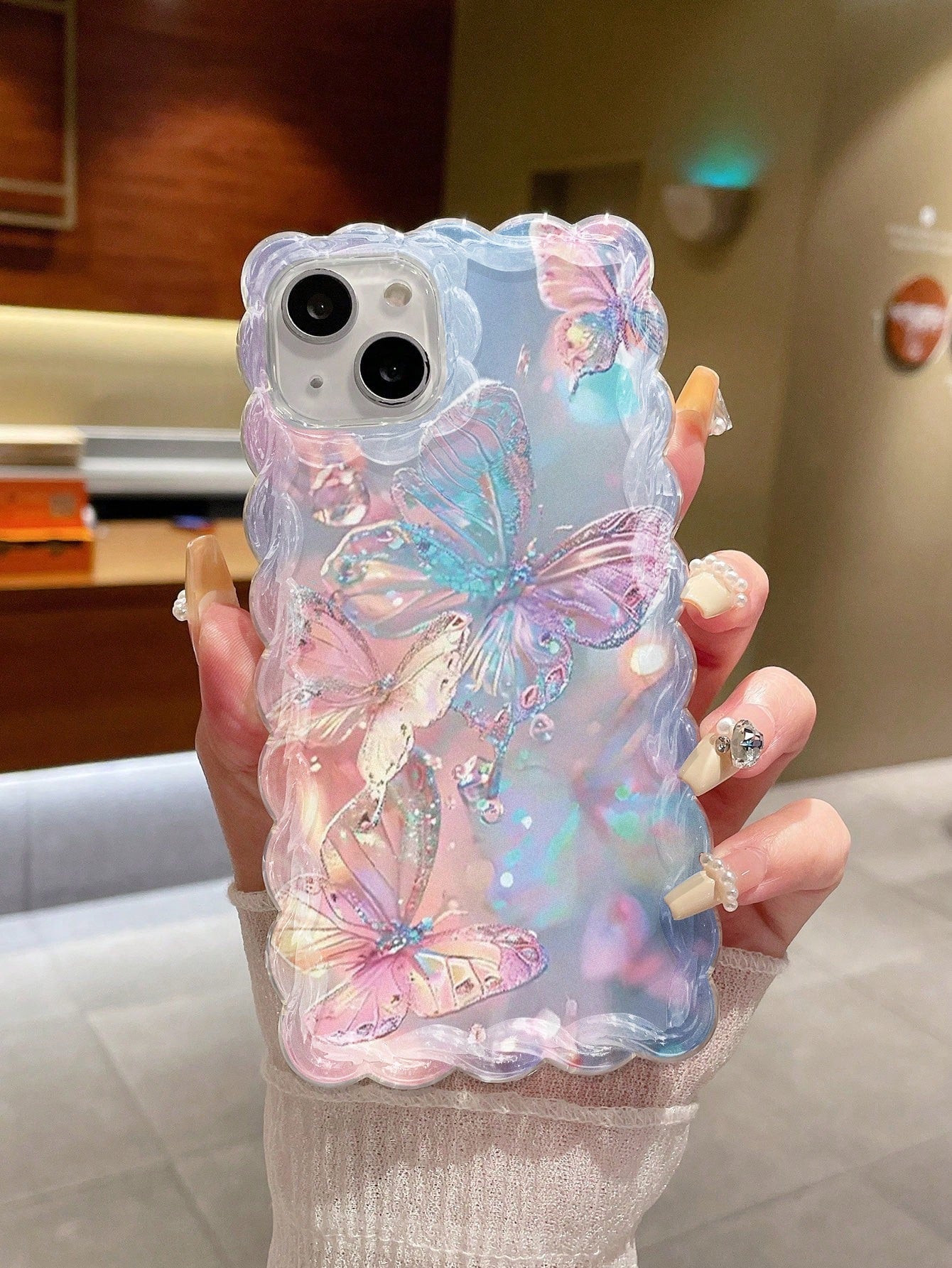 Butterfly Print Braided Ruffles Edge Fashion Protective Phone Case Suitable For IPhone16/16 IPhone15/New IPhone14/12PROMAX/13PROMAX/14PROMAX/Braided Print Shockproof Creative Phone Case For XR/7/8, P