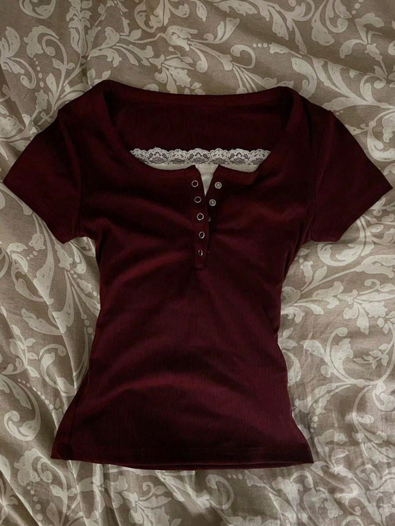 IslaSuriya Women's Casual Commuter Contrast Color Lace Button Short Sleeve Fitted T-Shirt