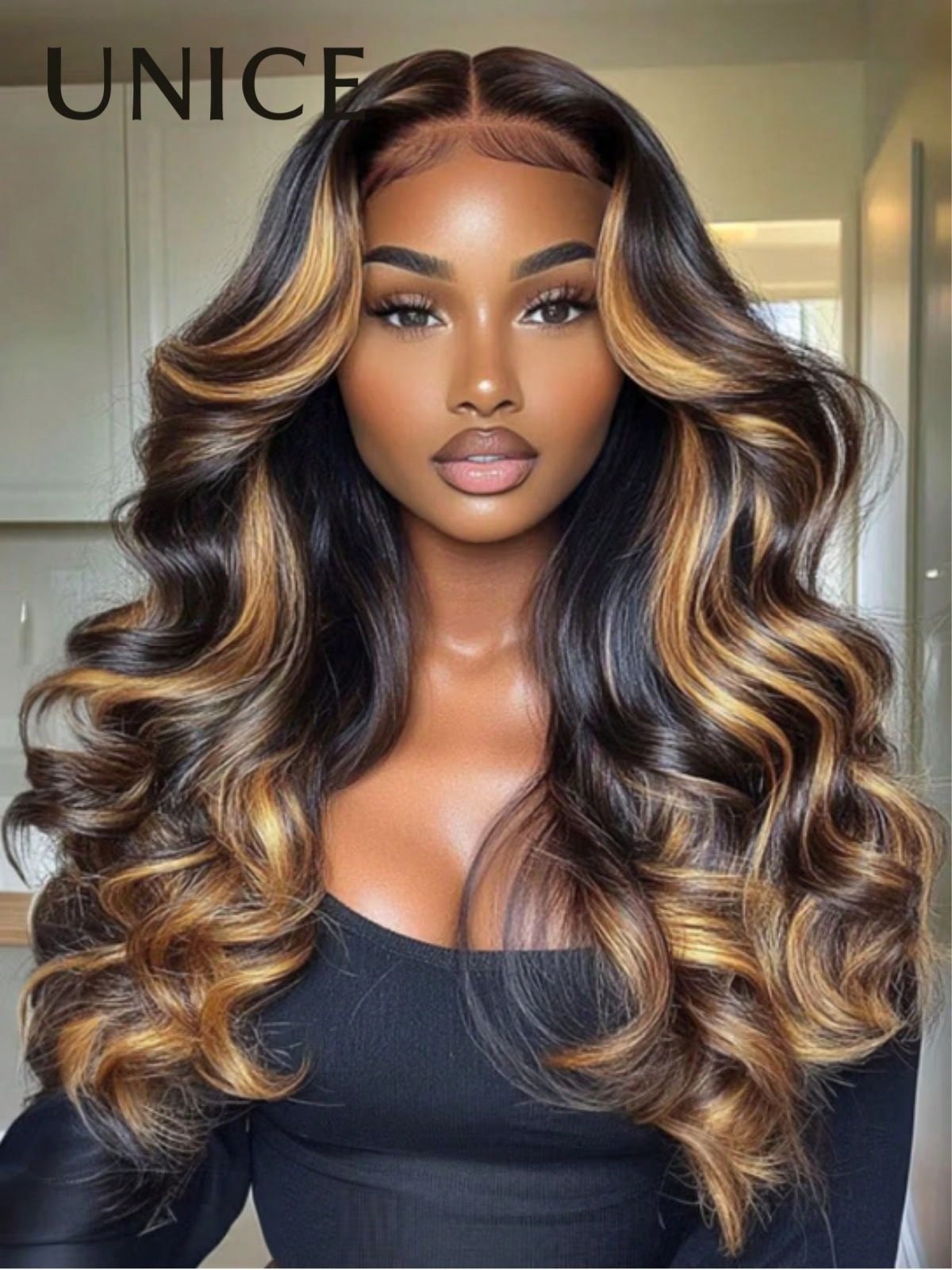 UNice 7x5 Bye Bye Knots Glueless Wig Drawstring Fit For All Sizes Pre Cut Lace Front Wigs Butterscotch Highlights Brown Loose Wave Wig With Free Face Framing Bangs 100% Human Hair Put On And Go Wig Pr
