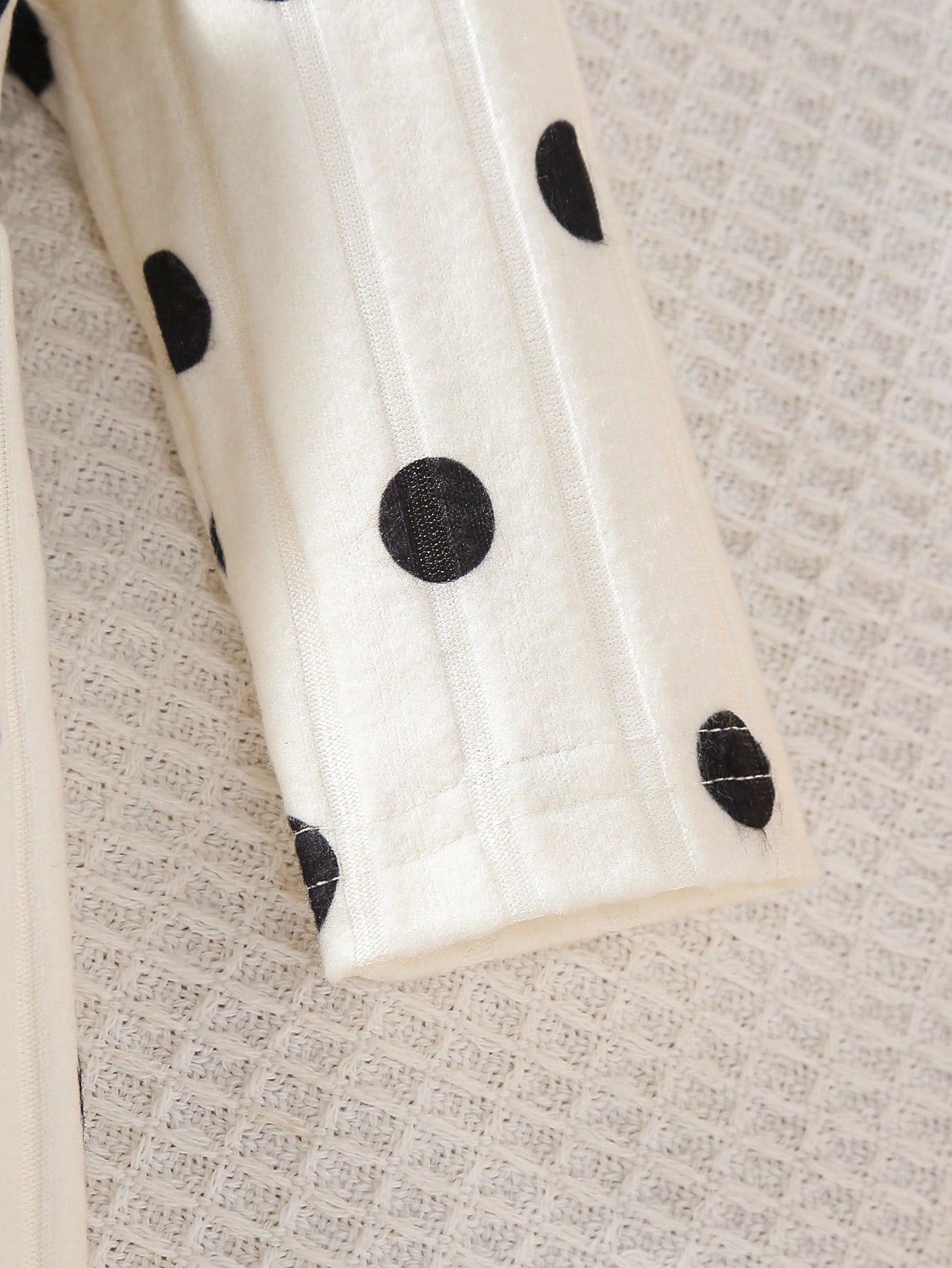0-9 Months Newborn Baby Girl Black & White Polka Dot Bow Long Sleeve Dress, Ribbed Knit Ruffle Hem Princess Dress, Autumn/Winter Layering Outfit For Photos, Outings And Gifts