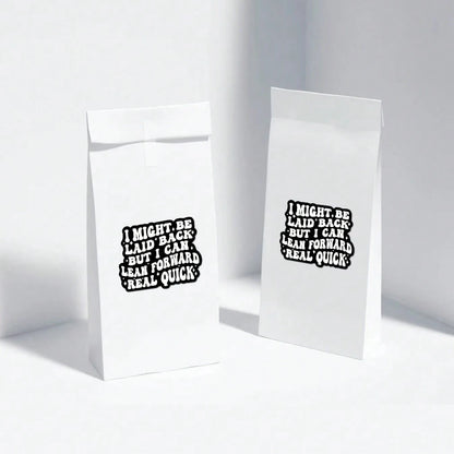 1/2/5pcs I MIGHT BE LAID BACK Sticker, Durable & UV-Protected| Glossy Finish,Perfect For Laptops, Water Bottles, Phones| Ideal Gift For Book Lovers & Readers, For Return School, Book Lover Gifts,Art