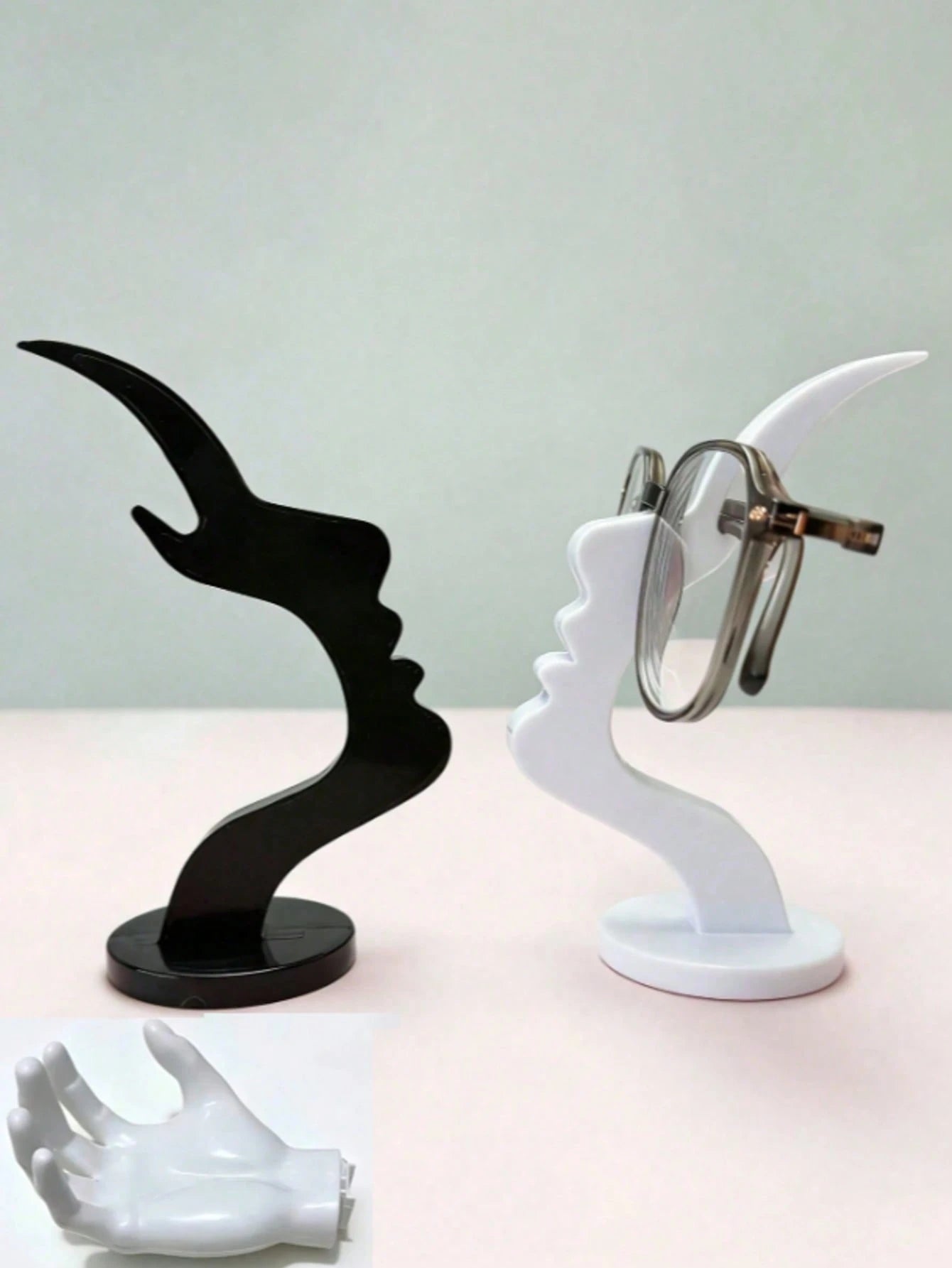 1/2pcs New Fun Desktop Glasses Holder, Unique Curved Design Practical Minimalist Black Glasses Stand, Durable Plastic Material, Suitable For Living Room, Bedroom, Office, Decorative Desktop Or Bedside