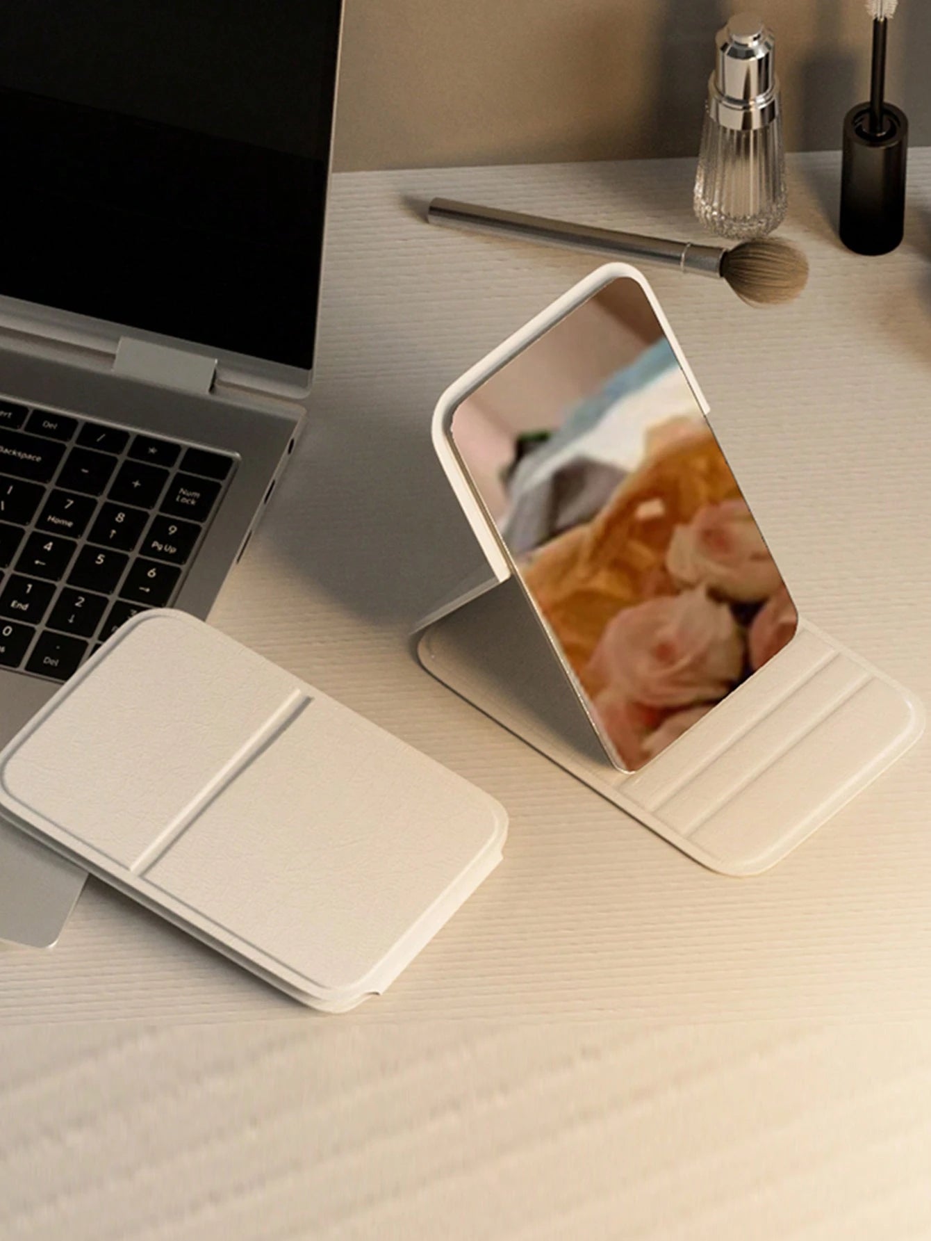 1/2pcs Portable Makeup Mirror, Solid Color PU Leather Foldable Pocket Mirror For Travel, Home Decor And School Supplies