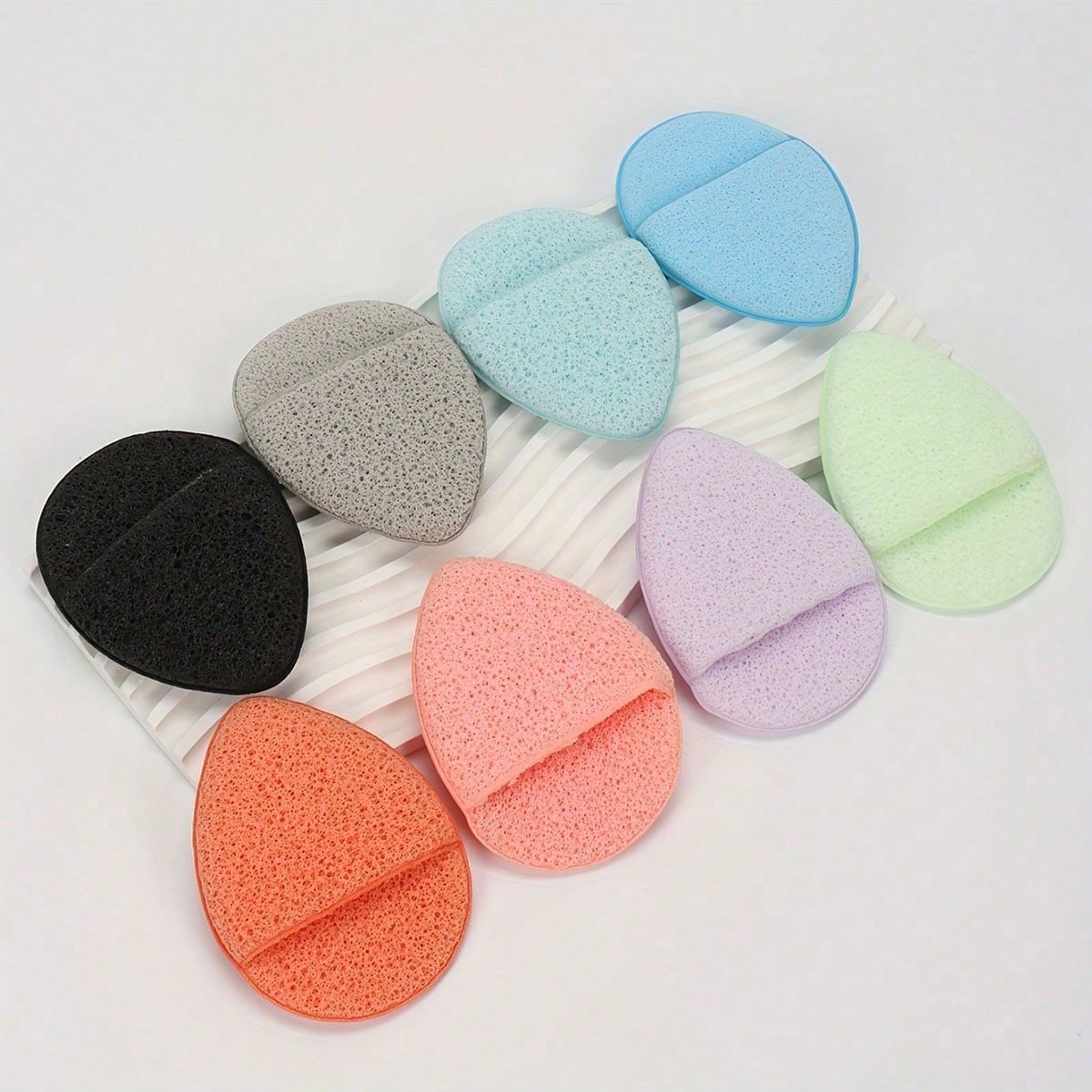 1/4/8Pcs Deep Cleansing And Exfoliating Facial Sponge, Random Color And Shape, Reusable, Removes Blackheads And Deep-Seated Dirt That Can Cause Acne, Suitable For Beauty And Skincare