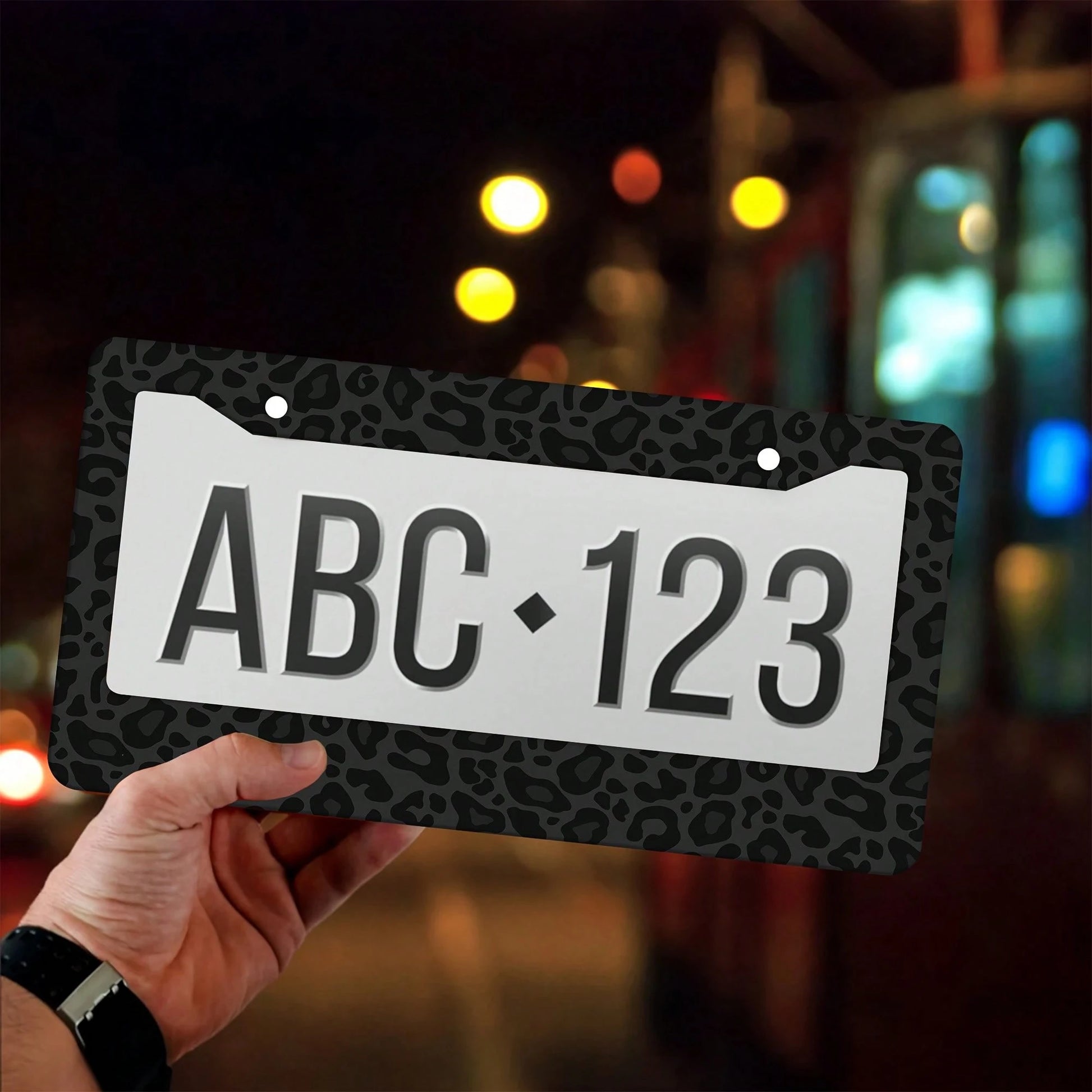1 Black Leopard Print License Plate Frame, Aluminum Anti-Rust, Impact-Resistant, And Weather-Resistant License Plate Holder For Car Decoration, Suitable For American Standard Vehicles