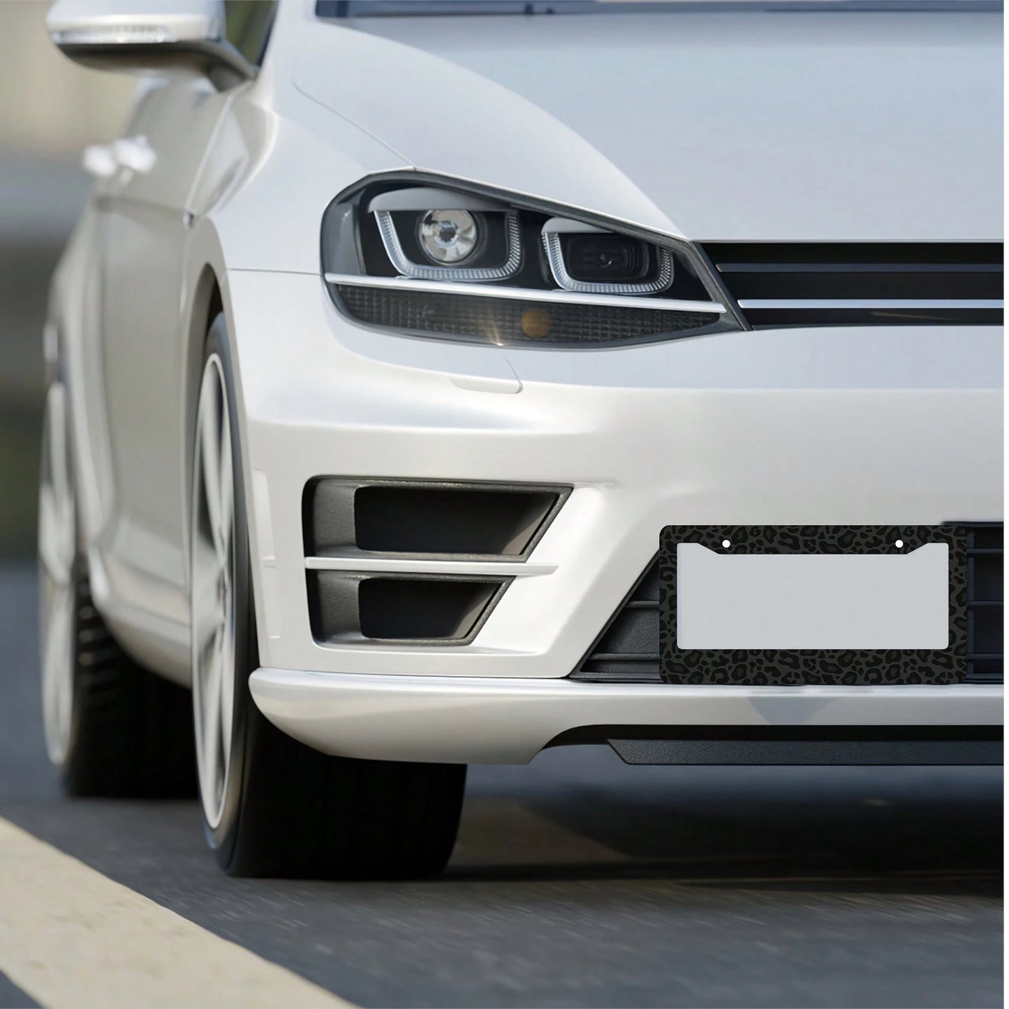 1 Black Leopard Print License Plate Frame, Aluminum Anti-Rust, Impact-Resistant, And Weather-Resistant License Plate Holder For Car Decoration, Suitable For American Standard Vehicles