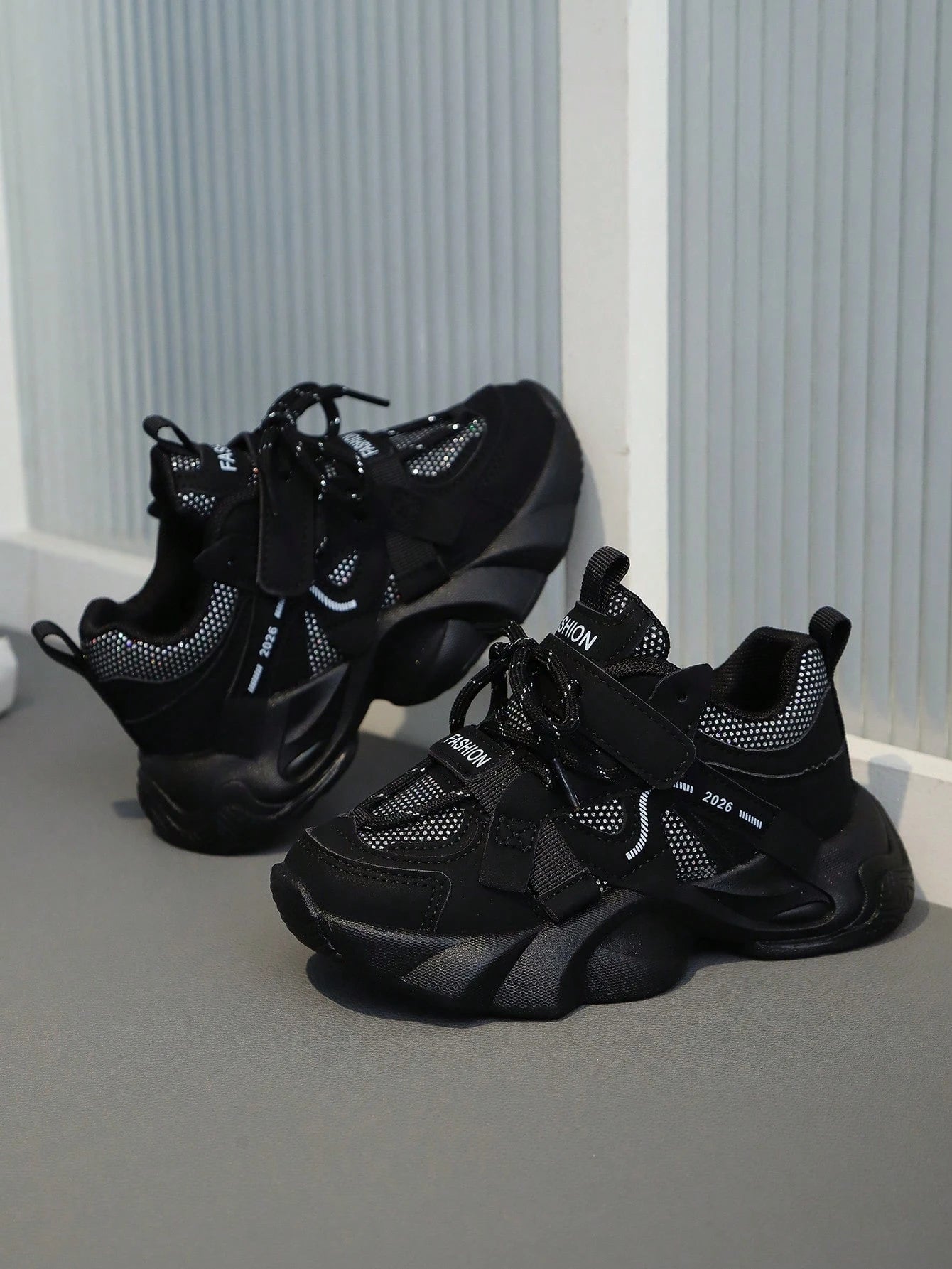 1 Pair Kids' Fashion Sports Shoes, Durable Shock-Absorbing Girls' Tennis Shoes, Spring/Autumn, Recommended To Buy One Size Up