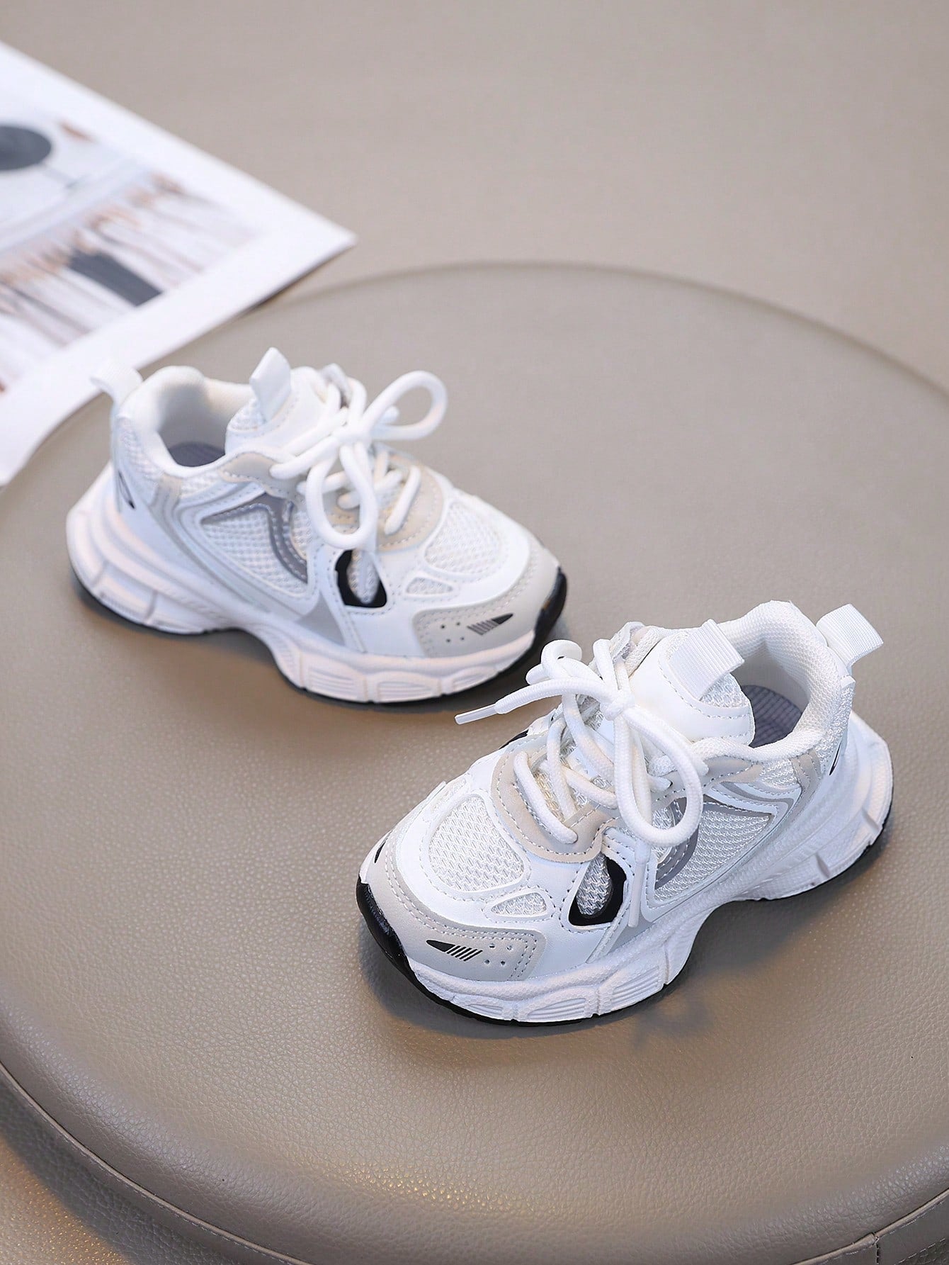 1 Pair Kids' Mesh Breathable Sports Shoes, Lightweight Walking Casual Shoes, Running Hiking Outdoor Shoes For Boys And Girls