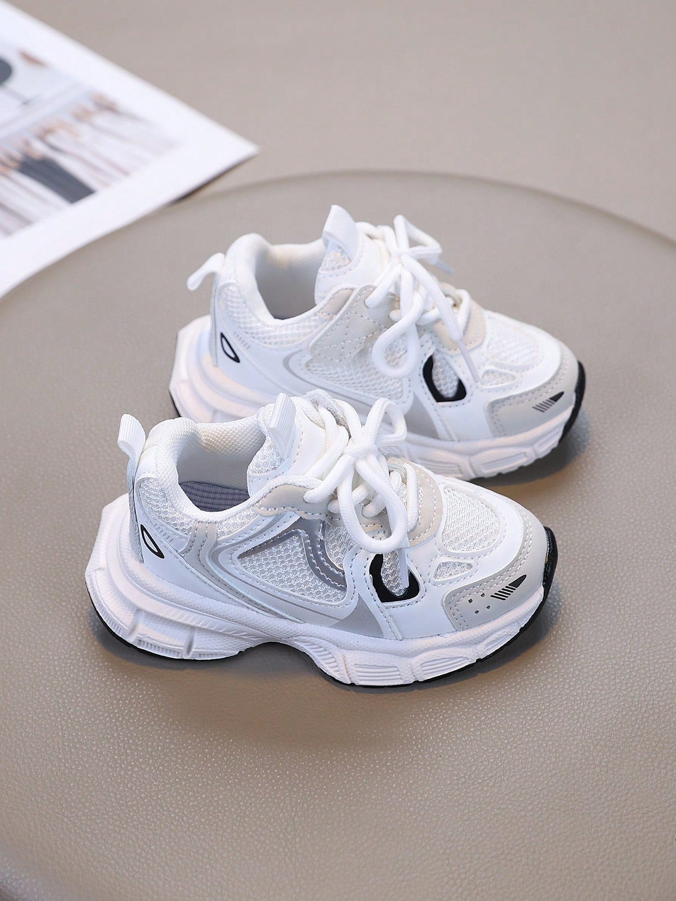 1 Pair Kids' Mesh Breathable Sports Shoes, Lightweight Walking Casual Shoes, Running Hiking Outdoor Shoes For Boys And Girls