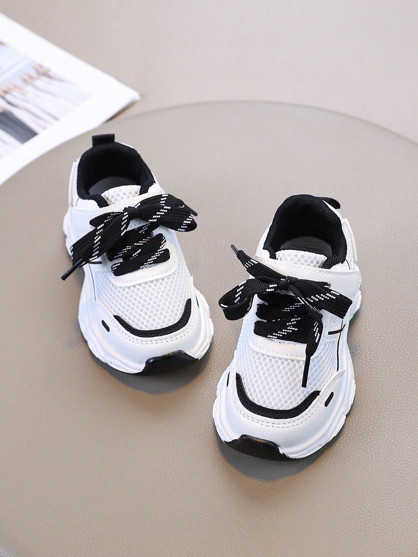 1 Pair Kids' Mesh Breathable Sports Shoes, Lightweight Walking Casual Shoes, Running Hiking Outdoor Shoes For Boys And Girls