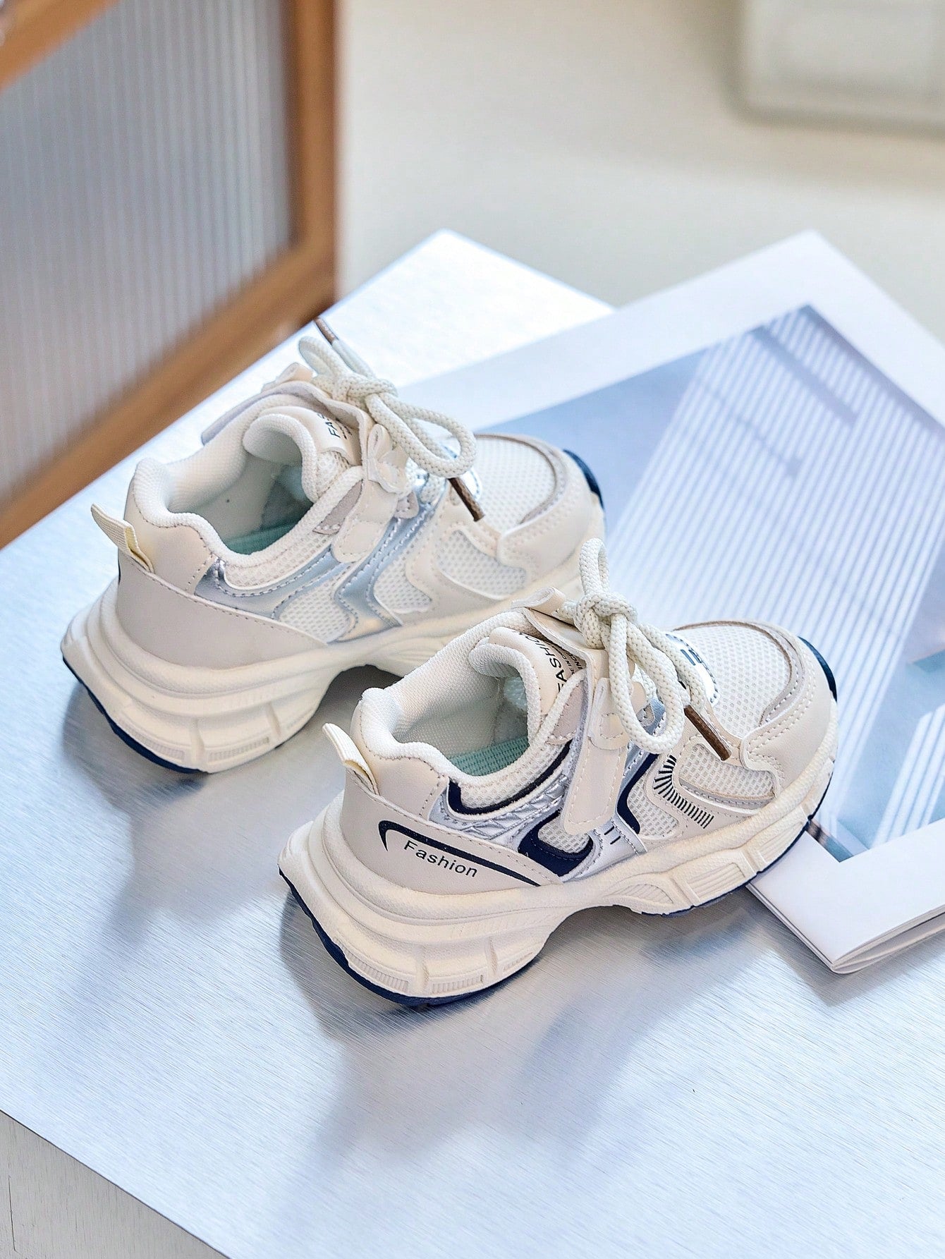 1 Pair Kids Outdoor Sports Shoes, Chunky Sneakers, Versatile Casual Shoes, Soft Sole Baby Walking Shoes