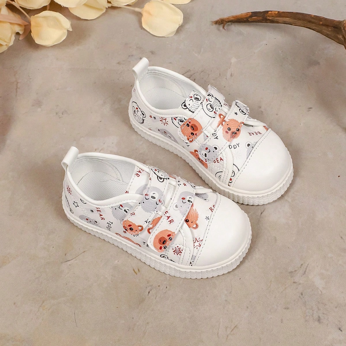 1 Pair Toddler Kids Cute Bear Print Casual Sports Shoes, Unisex, Premium PU, Double Hook And Loop, Breathable, Lightweight, Closed Toe Design, Walking Shoes For Boys And Girls, Suitable For All Season