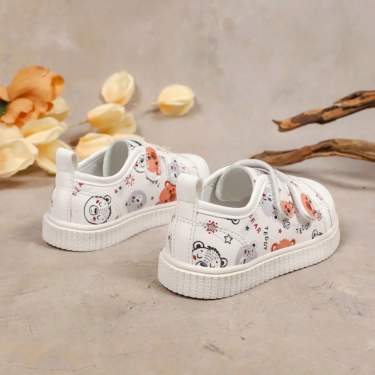 1 Pair Toddler Kids Cute Bear Print Casual Sports Shoes, Unisex, Premium PU, Double Hook And Loop, Breathable, Lightweight, Closed Toe Design, Walking Shoes For Boys And Girls, Suitable For All Season