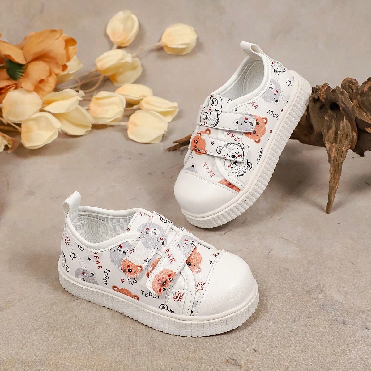 1 Pair Toddler Kids Cute Bear Print Casual Sports Shoes, Unisex, Premium PU, Double Hook And Loop, Breathable, Lightweight, Closed Toe Design, Walking Shoes For Boys And Girls, Suitable For All Season
