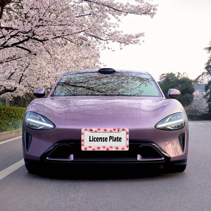 1 Piece Strawberry Floral Aluminum License Plate Frame, Rust-Proof, Universal Car Accessory Suitable For The USA, Canada, And Mexico, Comes With Installation Accessories, Cute Car Decoration License P