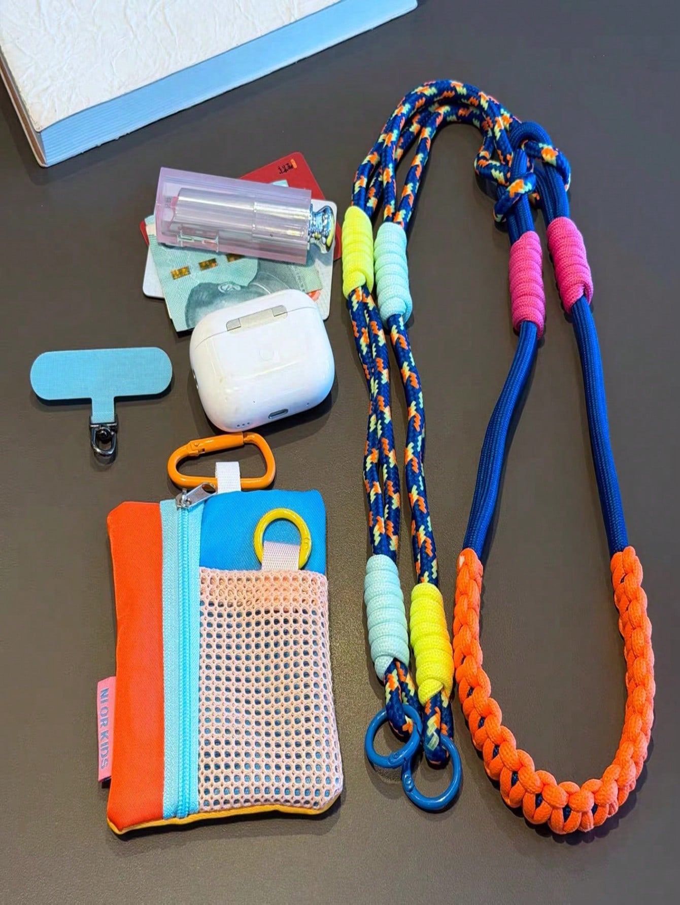 1 Set Contrast Color Braided Phone Lanyard With Coin Purse, Multi-Functional Detachable Crossbody Strap, Anti-Loss Phone Chain For Outdoor, Travel, Hiking, Unisex, Short Phone Holder, Smartphone Wrist