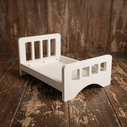 1 Set Newborn Striped White & Coffee Wooden Photography Props With Matching Mattress, Vintage Style Baby Wooden Bed Prop ➕ Matching Mattress, Suitable For Newborn Photo Shoots, Portrait Photography, A