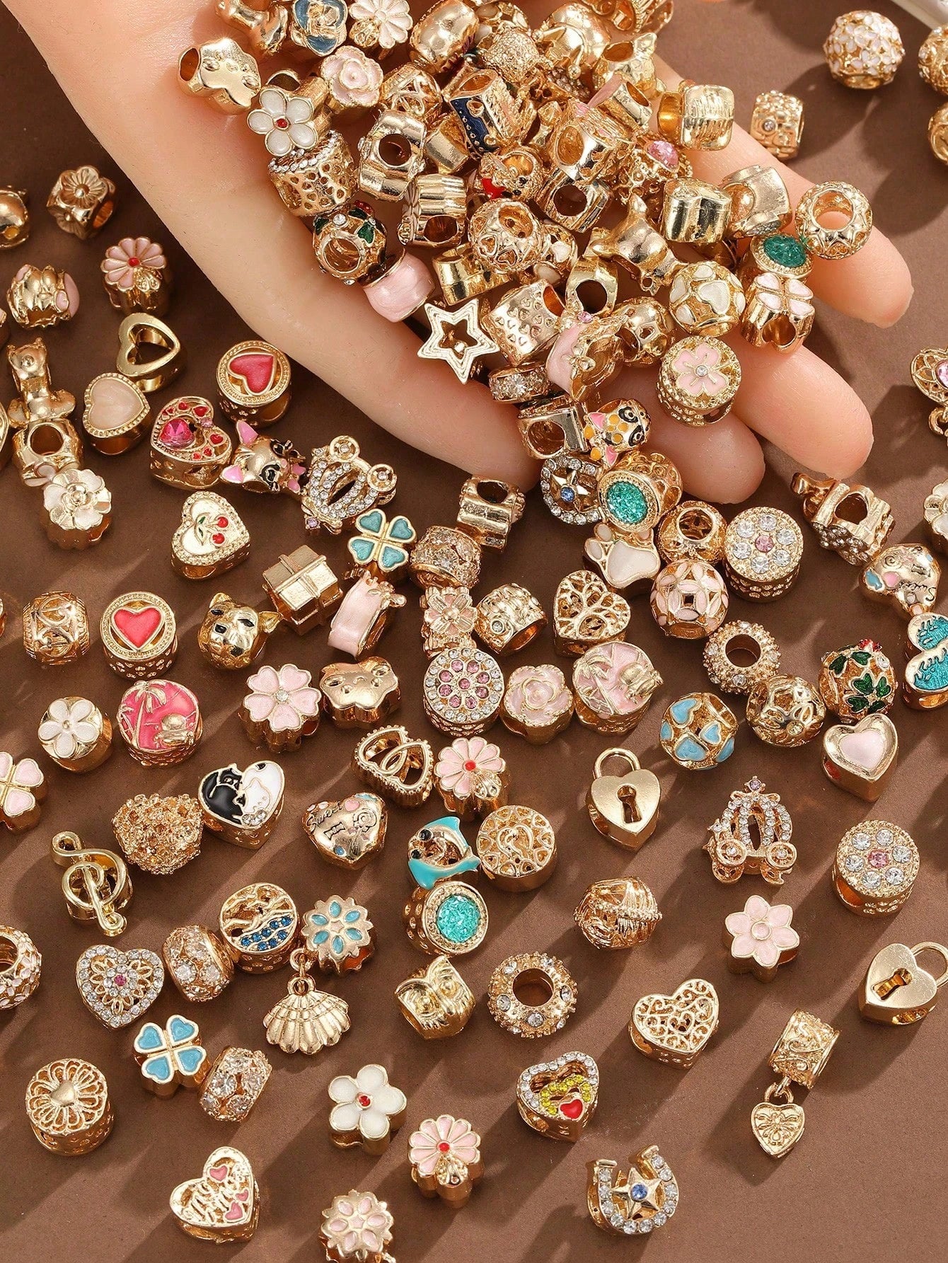 10/20PCS Christmas Random Charms Various Themes Beads Pendant For DIY Bracelet Rhinestone Design- Animals/Plants/Flowers/Pets/Sports/Cartoon/Ocean/MothersDay/Valentine's/Friends/Family/Stars/Moon/Sun