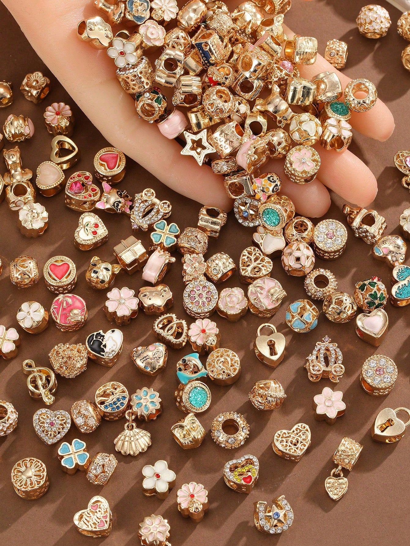 10/20PCS Christmas Random Charms Various Themes Beads Pendant For DIY Bracelet Rhinestone Design- Animals/Plants/Flowers/Pets/Sports/Cartoon/Ocean/MothersDay/Valentine's/Friends/Family/Stars/Moon/Sun