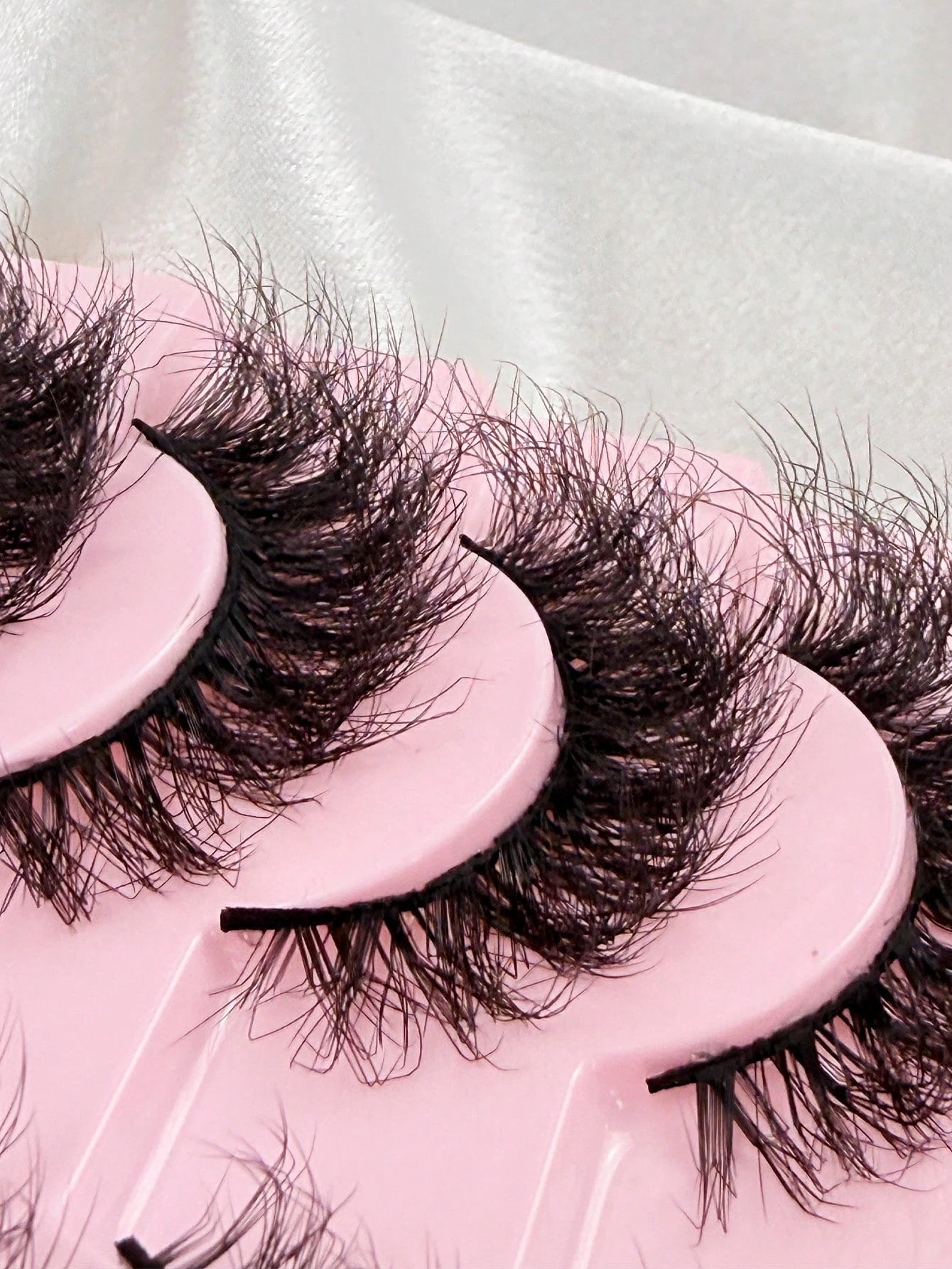 10 Pairs Natural Slender And Messy Soft Fluffy Criss-Cross Lengthening Thick Faux Mink Eyelashes Strip Eyelashes Lashes Dramatic Makeup Suitable For Wearing At A Dance Party