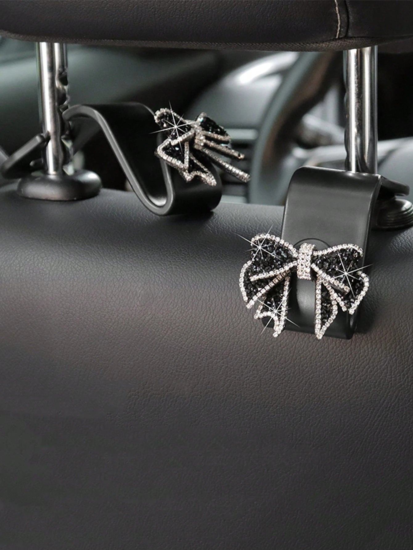 1pc/2pcs Car Seat Back Bowknot Hanging Hook, Multifunctional Storage Backrest Hook