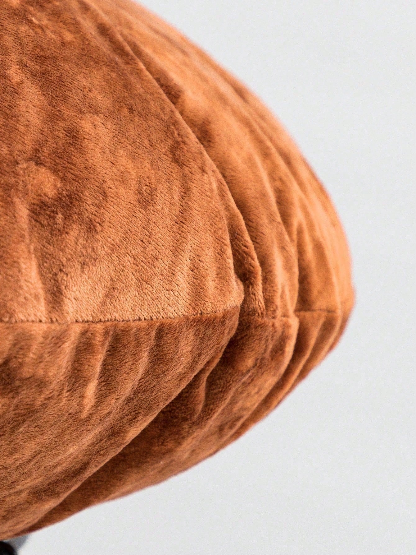 1pc/2pcs Nordic Minimalist Burnt Orange Velvet Round Throw Pillow Cover 45cm(18in), Soft Thick Ruched Edge Round Decorative Pillow Sham (Inner Pillow Not Included), Bohemian Vintage Rust Velvet Cushio