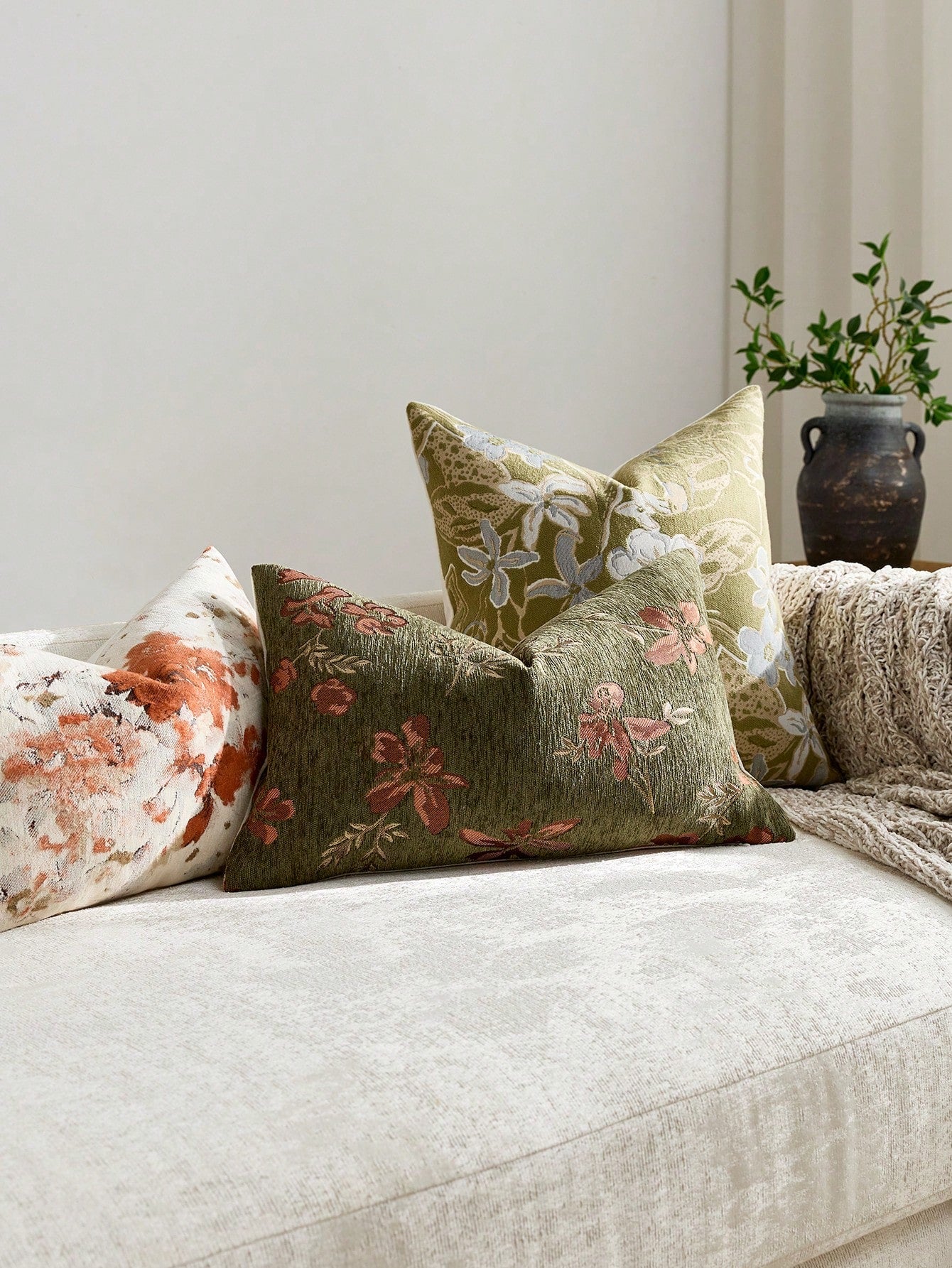 1pc/2pcs Sage (No Insert) Vintage Floral Pattern Throw Pillow Cover, Fashionable Retro Comfortable Jacquard Chenille + Faux Cashmere Decorative Pillow Sham, Suitable For Home Decor, Sofa, Bed, Bedroom