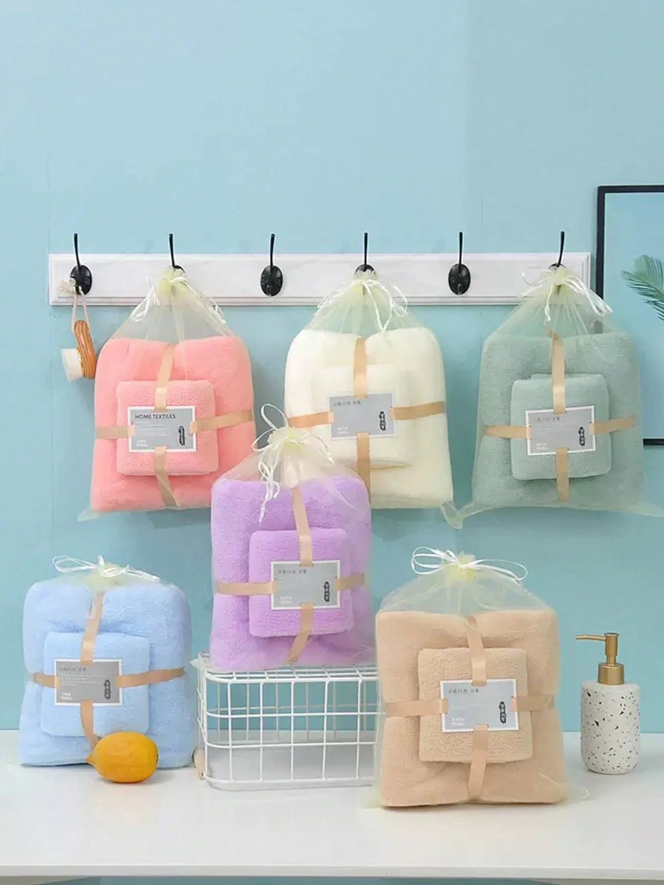 1pc Baby Bath Towel, Soft Absorbent Coral Fleece Bath Towel For Baby, Bath Towel For Mom