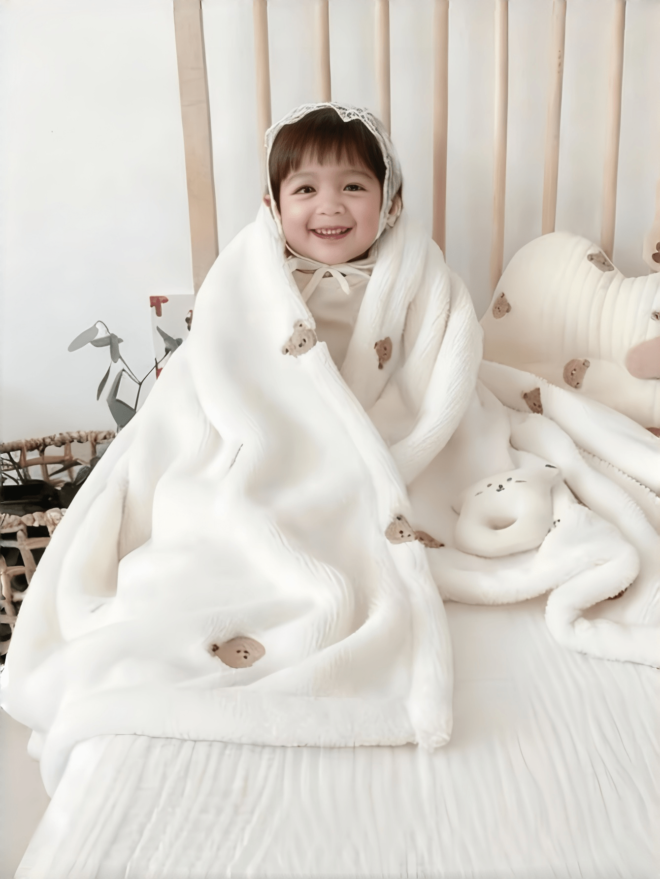 1pc Baby Embroidered Fleece Blanket, Infant Soft Throw Blanket, Multi-Bear Design All Season Portable Swaddle Wrap For Newborns