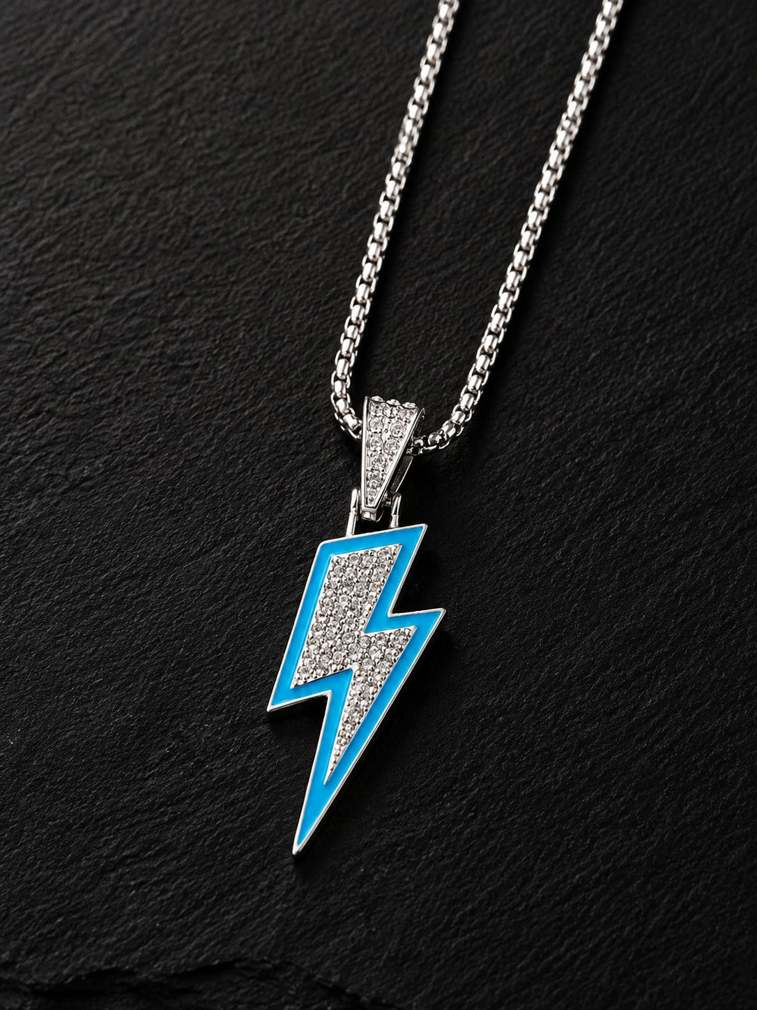1pc Blue Enamel Rhinestone Lightning Pendant Car Rearview Mirror Hanging Ornament, Box Chain Pendant Car Interior Accessory, Multi-Purpose Car Interior Decoration Hanging Ornament, Also Can Be Worn As
