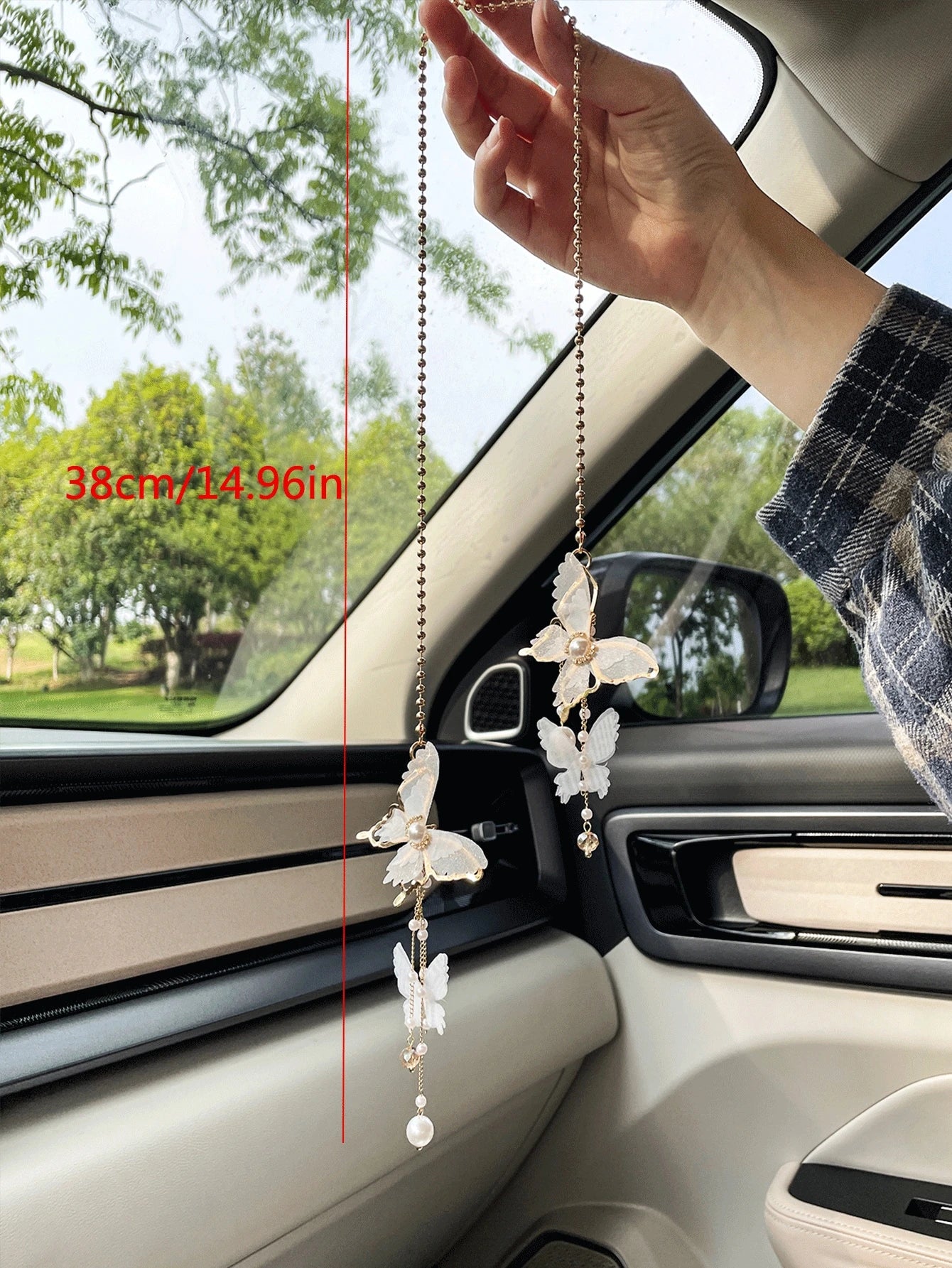 1pc Butterfly Car Pendant Interior Decoration Ornament, Rearview Mirror Hanging Decor For Women