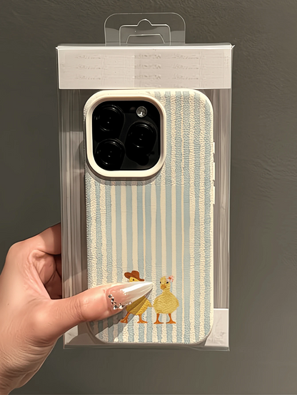 1pc Cartoon Western Style Duck Pattern Light Blue White Striped Minimalist Full Coverage TPU Shockproof Fashion Phone Case Compatible With Apple 17, 16, 15, 14, 13, 12, 11 Pro Max, Air, And Series Bir