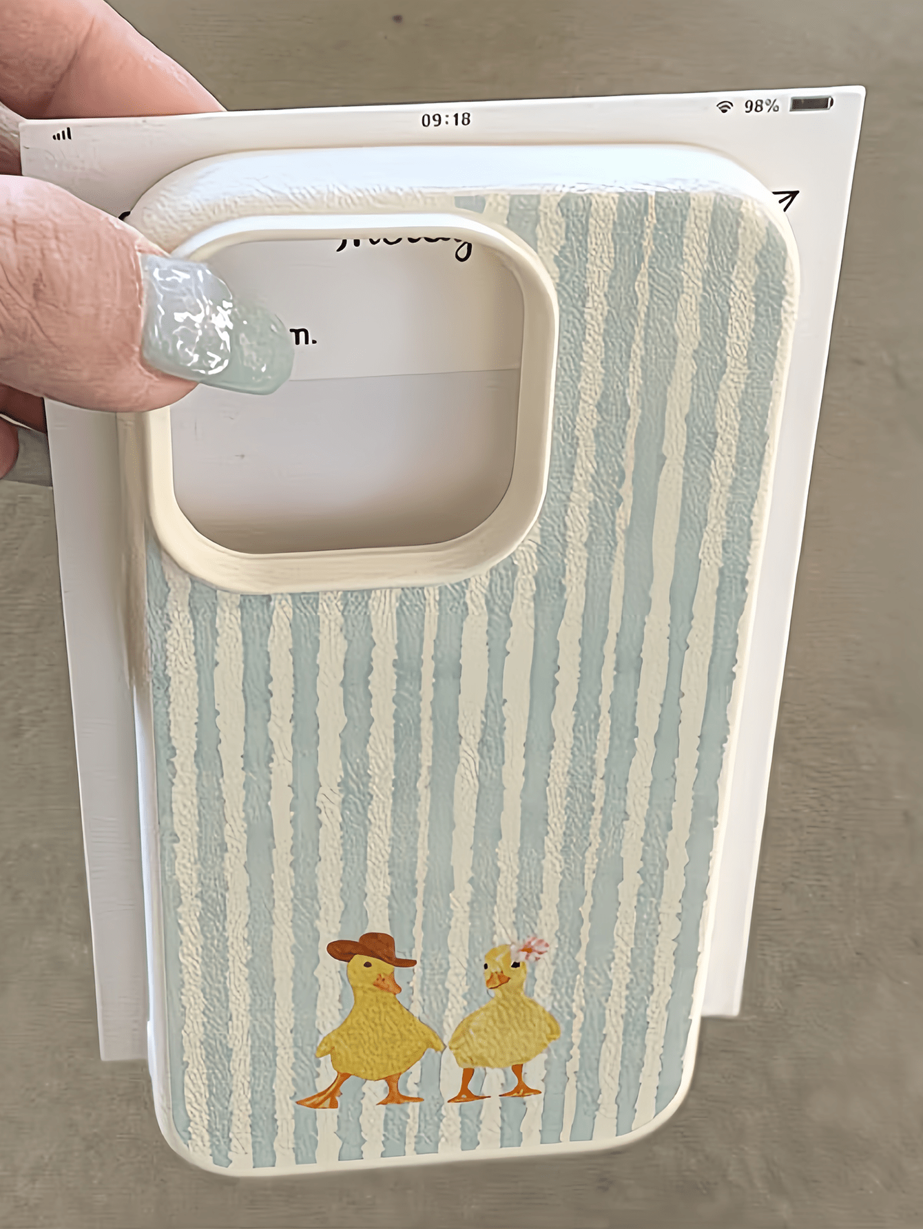 1pc Cartoon Western Style Duck Pattern Light Blue White Striped Minimalist Full Coverage TPU Shockproof Fashion Phone Case Compatible With Apple 17, 16, 15, 14, 13, 12, 11 Pro Max, Air, And Series Bir