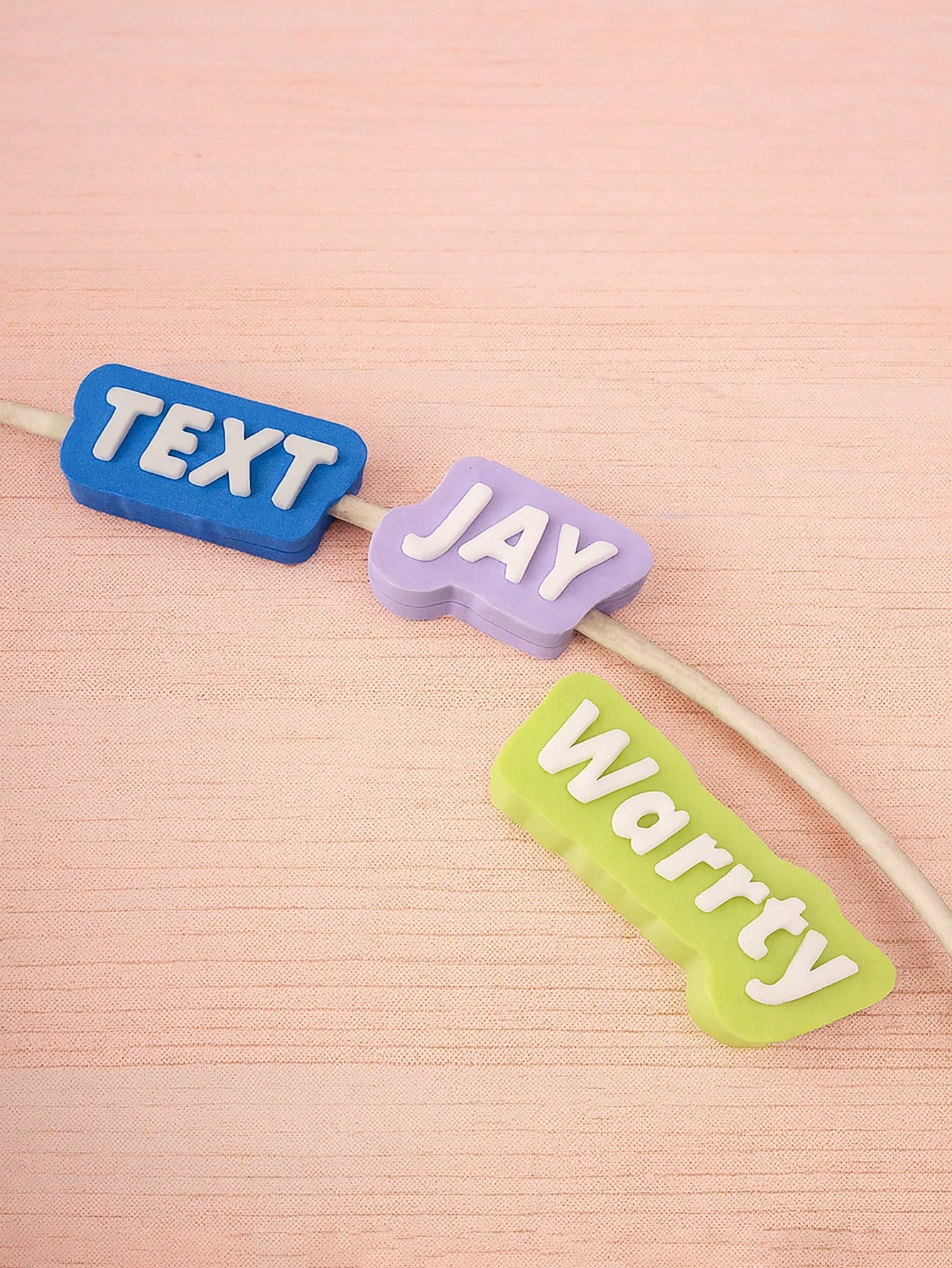 1pc Custom Cable Protector, Custom Name Text, Personalized 3D Printed Charger Label For IPhone, IPad, Travel, Desk, Or Office Use – Unique Name Gift For Birthday, Valentine's Day, Mother's Day, Father