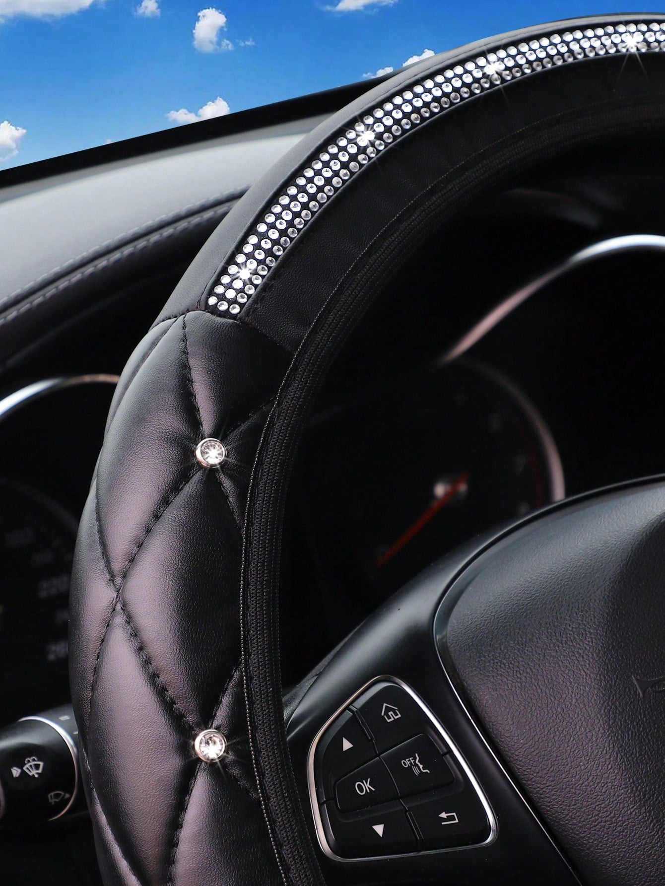 1pc Faux Sheepskin 3D Embroidery With Diamond-Studded Blingbling Car Steering Wheel Cover, Non-Slip, Suitable For 14.5-15 Inches
