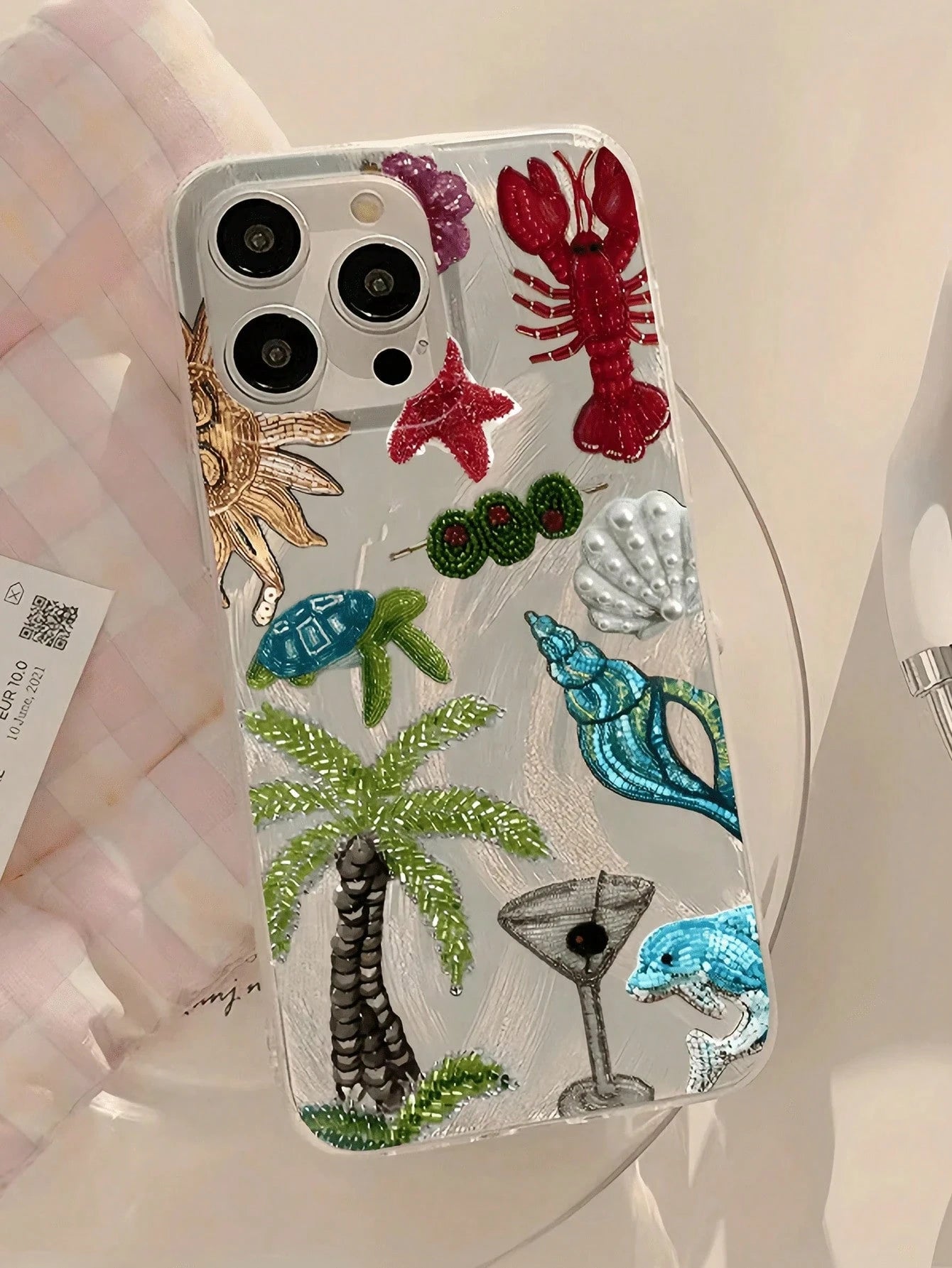 1pc Feather & Pearl Embroidered Palm Tree & Lobster Minimalist TPU Shockproof Phone Case, Compatible With Apple 17, 16, 15, 14, 13, 12, 11 Pro Max, Air, And Series