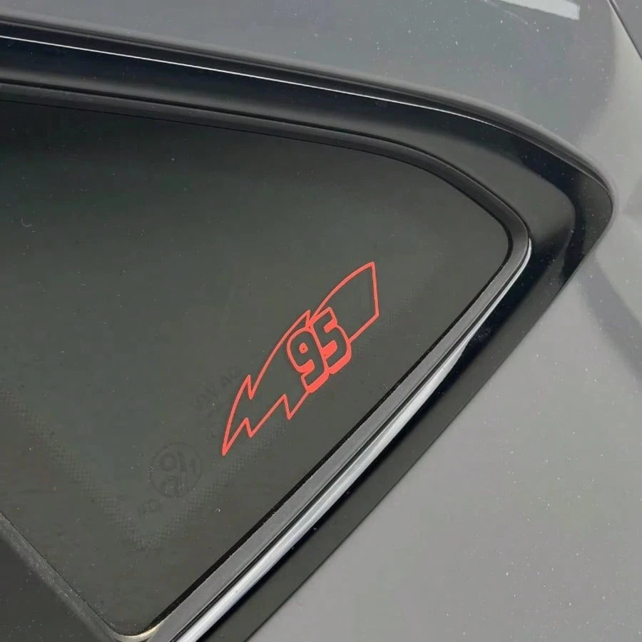 1pc Funny Car Sticker 95 Lightning Symbol Vinyl Waterproof Sun-Proof Car Bumper Decoration Retro Racing Number Waterproof Decal Accessory Motorcycle Electric Scooter Scratch Cover Decorative Sticker