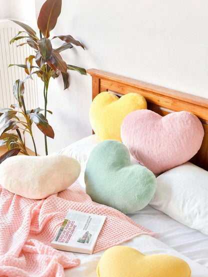 1pc Heart-Shaped Throw Pillow, Cute Heart-Shaped Decorative Cushion, Soft Decorative Pillow, Suitable For Sofa, Bedroom, Living Room, Home Decor, Room Decor, Party, Wedding, Valentine's Day, Spring/Su