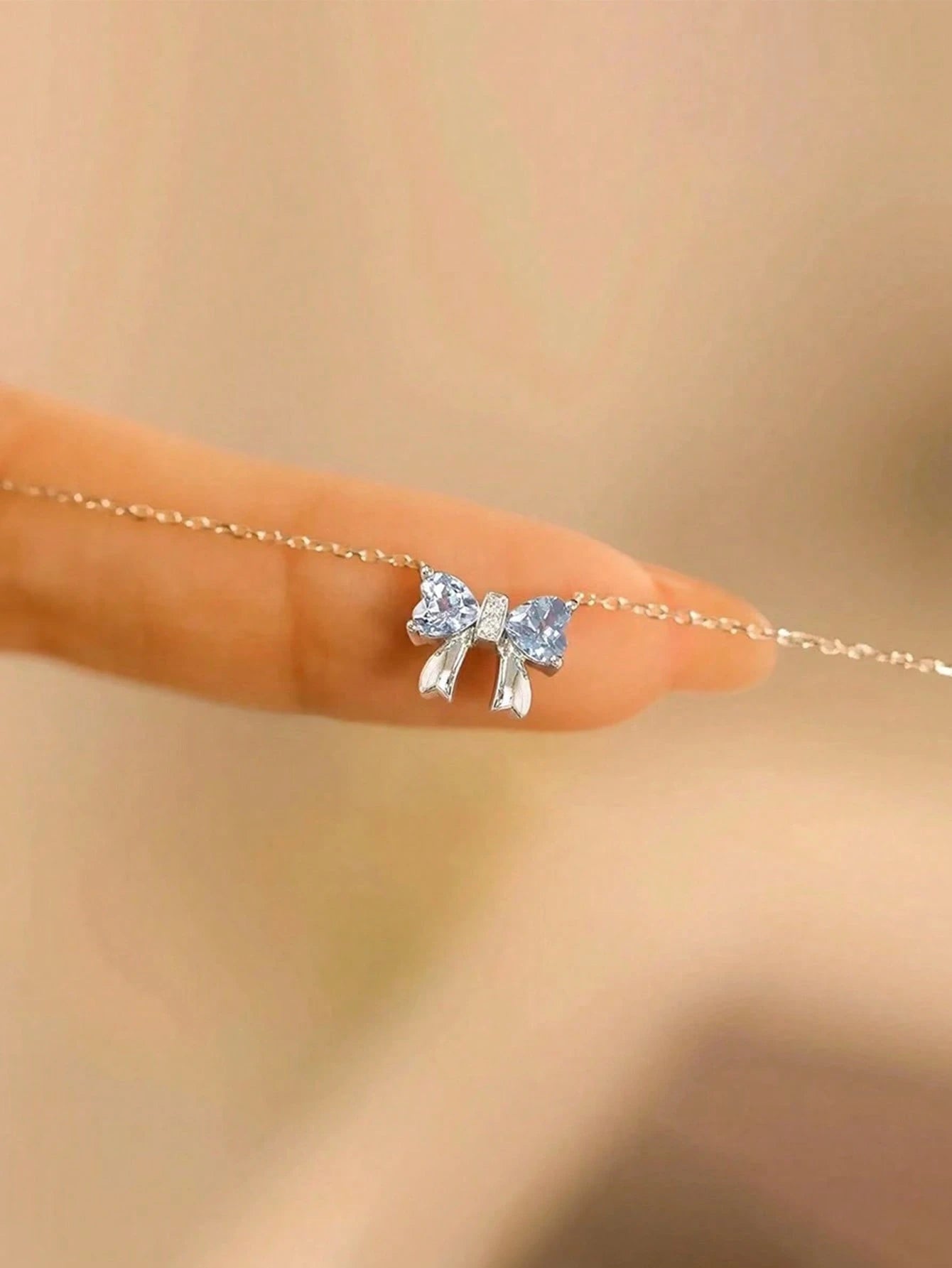 1pc Ladies' Elegant Aquamarine Bow Pendant Necklace, S925 Sterling Silver Clavicle Chain, High-End Luxury Jewelry For Party And Wedding Bride