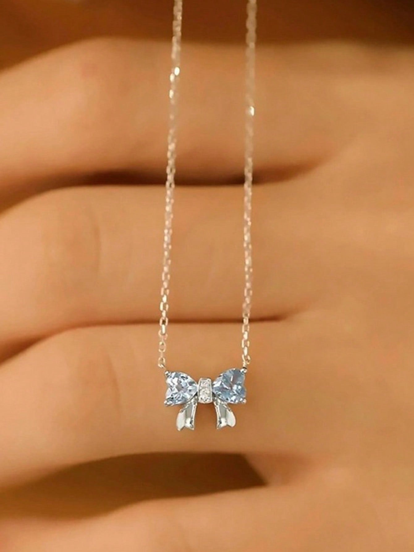 1pc Ladies' Elegant Aquamarine Bow Pendant Necklace, S925 Sterling Silver Clavicle Chain, High-End Luxury Jewelry For Party And Wedding Bride