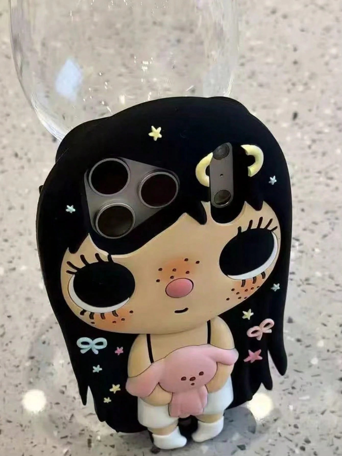 1pc Long Hair Girl Holding Baby Silicone Shockproof Phone Case Compatible With IPhone 13 Pro Max/14 Pro Max/15 Pro Max/16/16 Pro/16 Pro Max 17/17 Pro/17 Pro Max