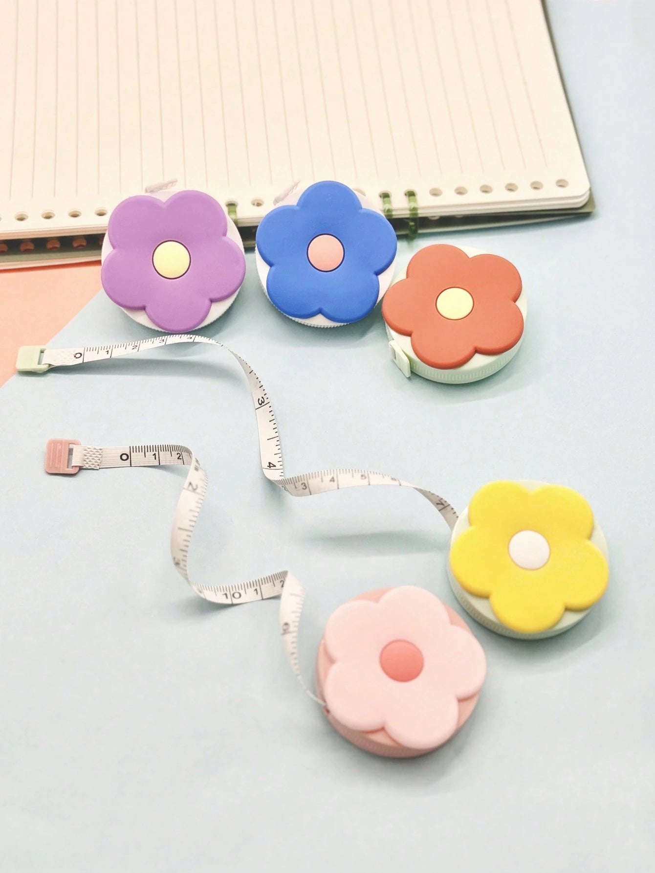1pc Macaron Color Mini Flower Tape Measure, Double-Sided Scale Mini Portable Tape Measure, Tape Measure For Measuring Length, Tape Measure For Measuring Height, Tape Measure For Measuring Distance, Ta