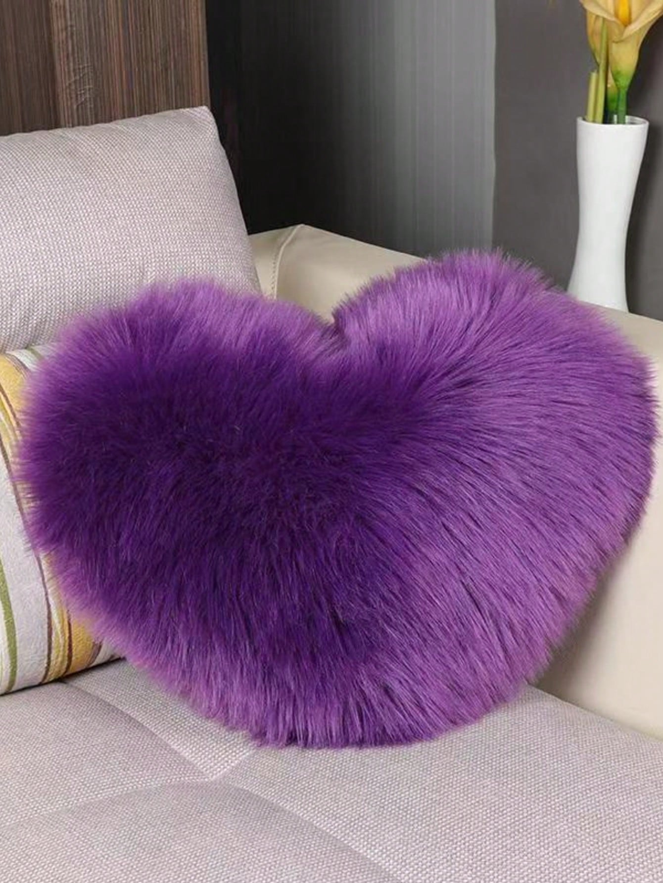 1pc Mini Heart-Shaped Plush Pillow, Bedroom Decor, Sofa, Car Lumbar Cushion, Filled Inner