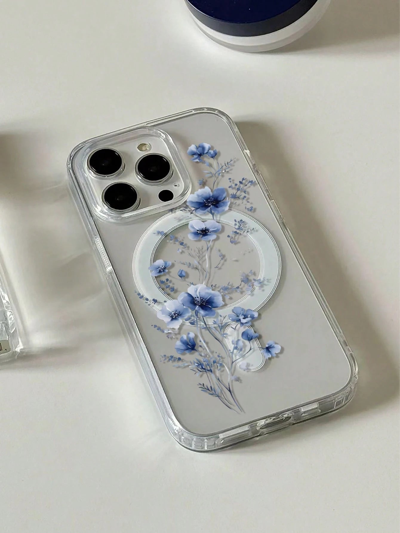1pc Minimalist & Fashionable Blue Floral Pattern Magnetic Phone Case Compatible With Apple Phones: XS/XS Max/XR/11/12/13/14/14Plus/15/15Plus/16/16Plus/7/8Plus Waterproof Shockproof Anti-Fall Scratch R