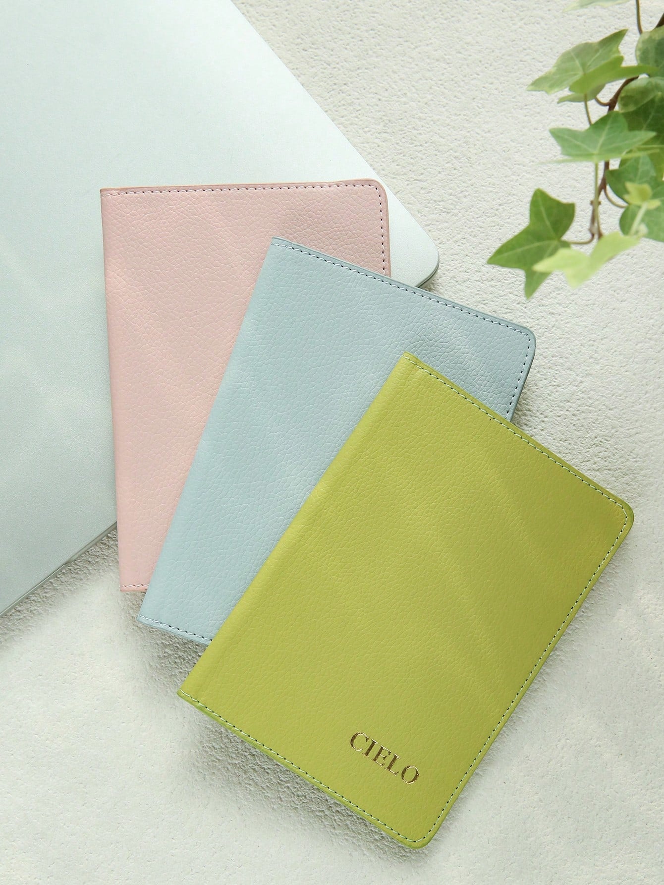 1PC Personalized Name Passport Holder Customized Monogram Texture Faux Leather Plain Passport Cover Custom Classical Passport Holder Cover Custom Gift Travel Accessories Gifts For Wedding Bridesmaids