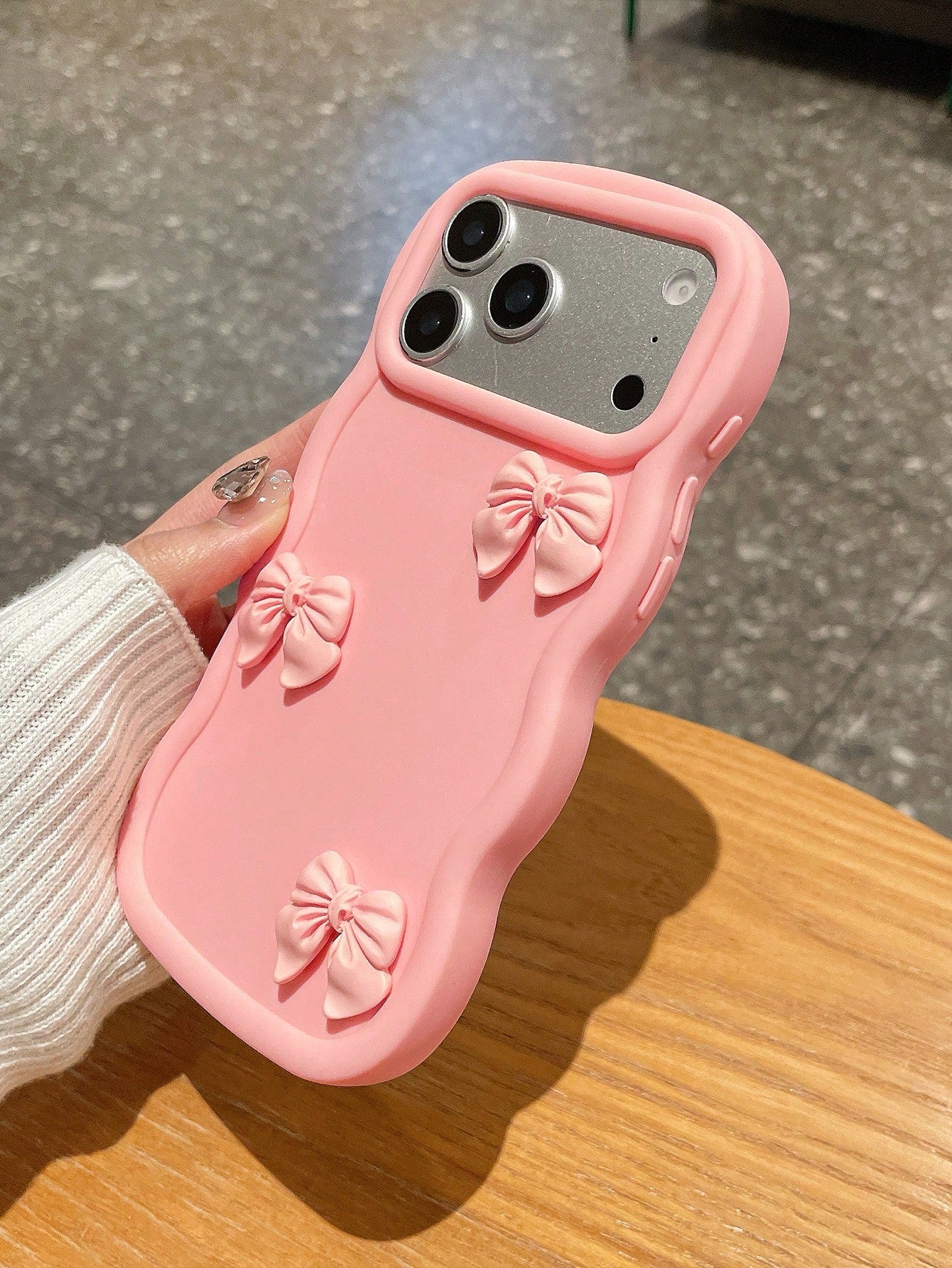 1pc Pink Wavy Large Frame 3D Bow Phone Case, Soft Girl 3D Handmade Bow Silicone Soft Shell, Large Open Camera Design, Ins Korean Sweet Style Full Coverage Anti-Drop Phone Cover, Soft Skin-Friendly Wav